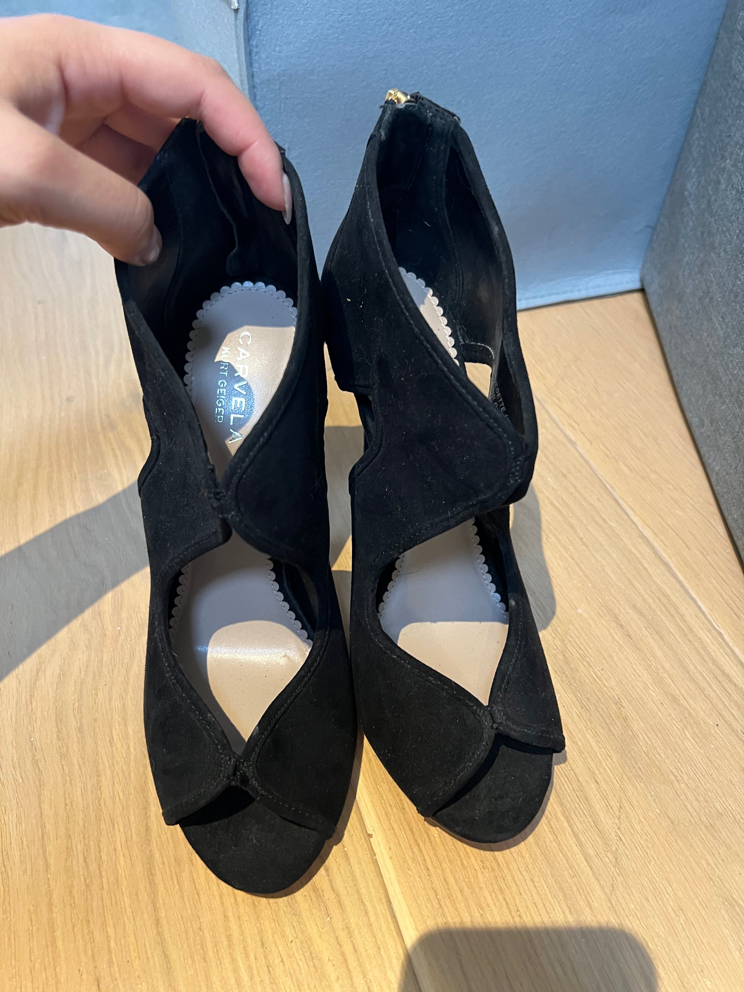Carvela black heels