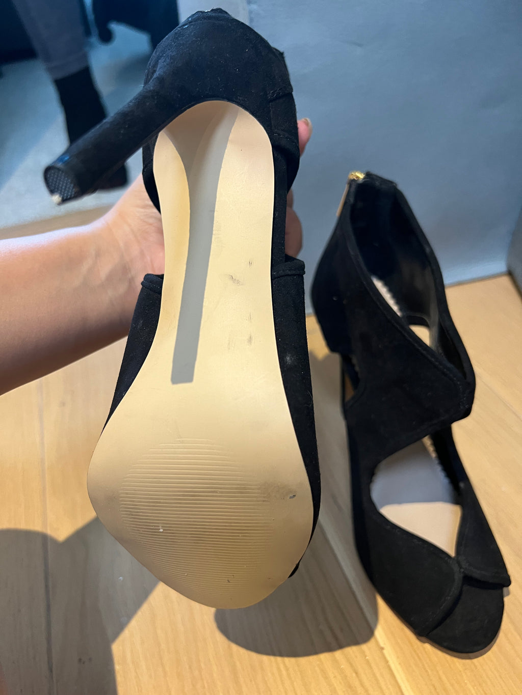Carvela black heels