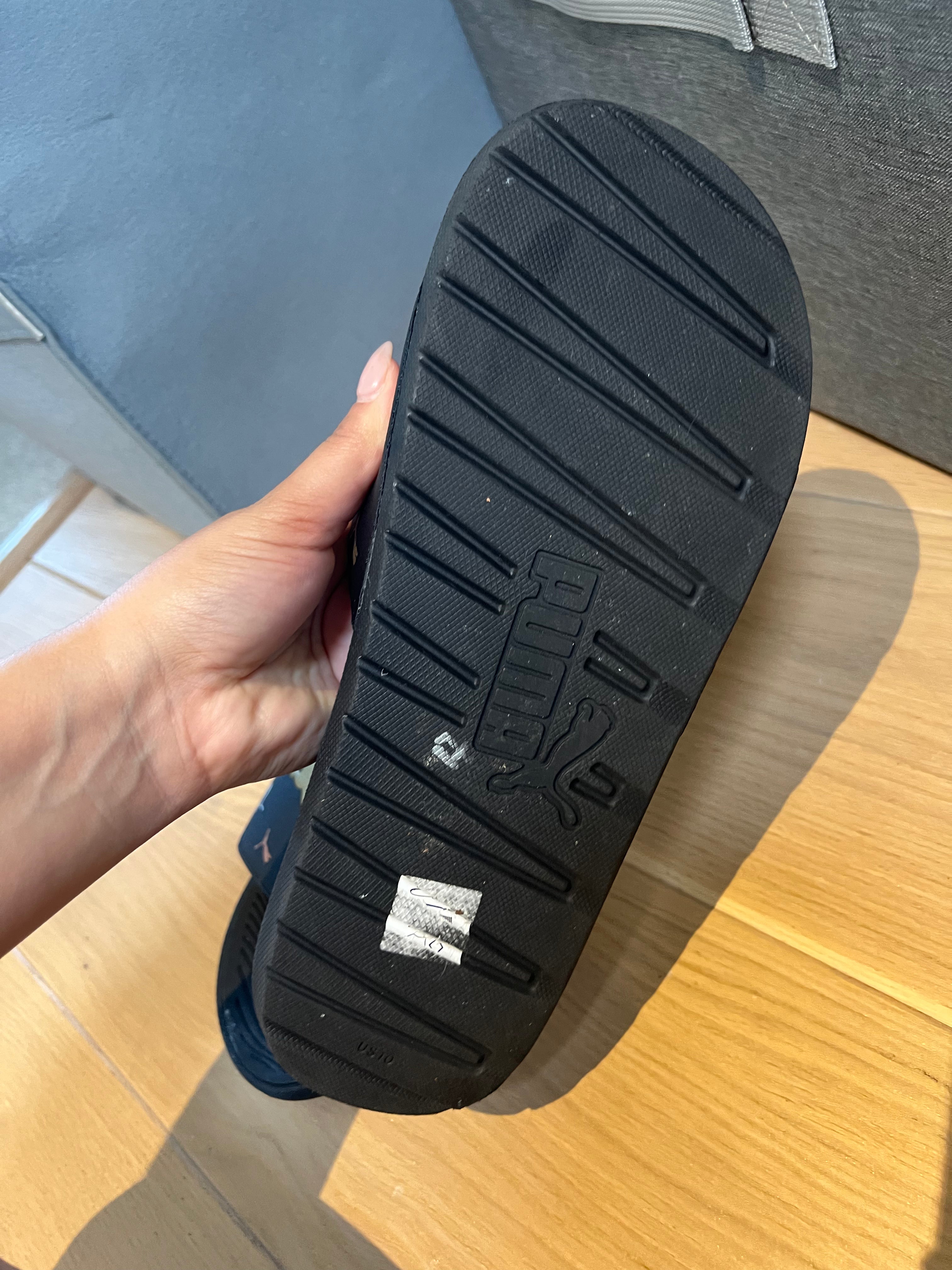 Puma Black Sliders