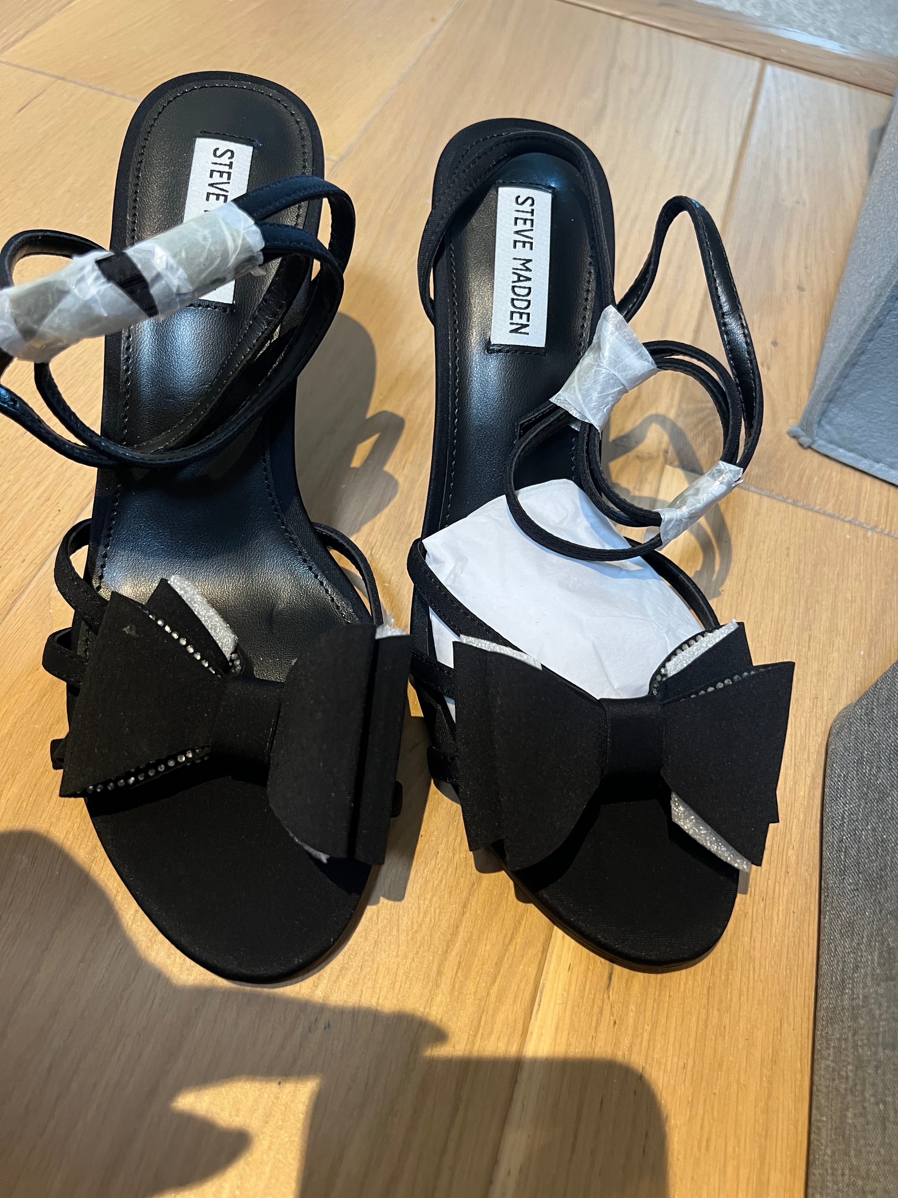 Black Steve Madden open toe heels, diamante bow