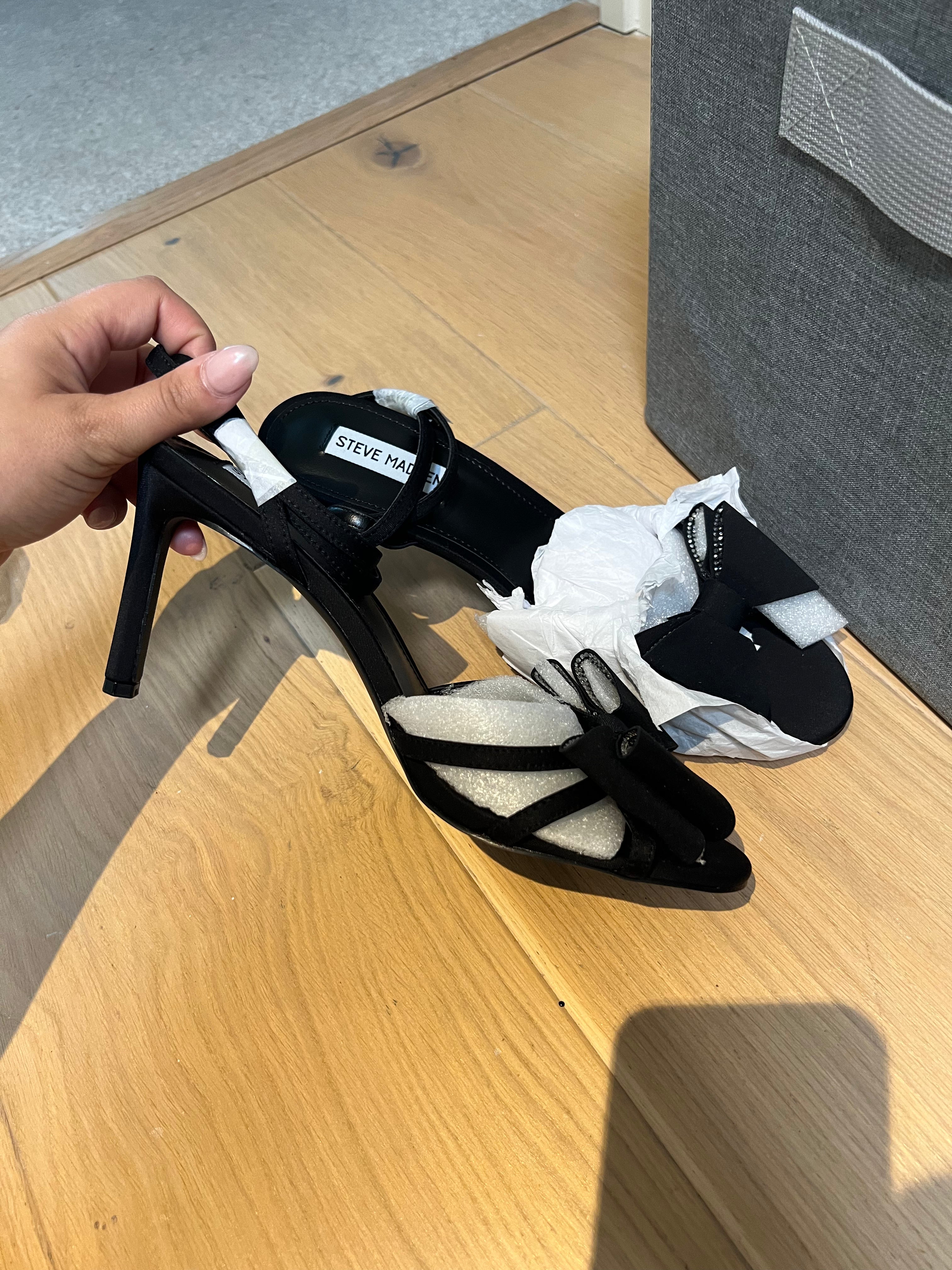 Black Steve Madden open toe heels, diamante bow