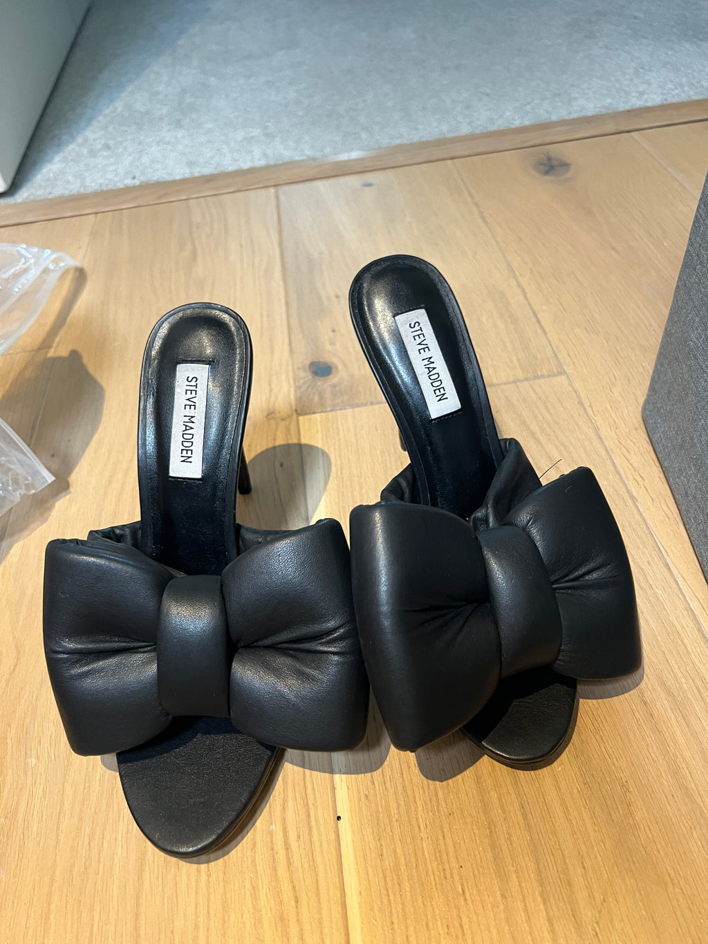 Black Steve Madden open toe heels, Black faux leather bow