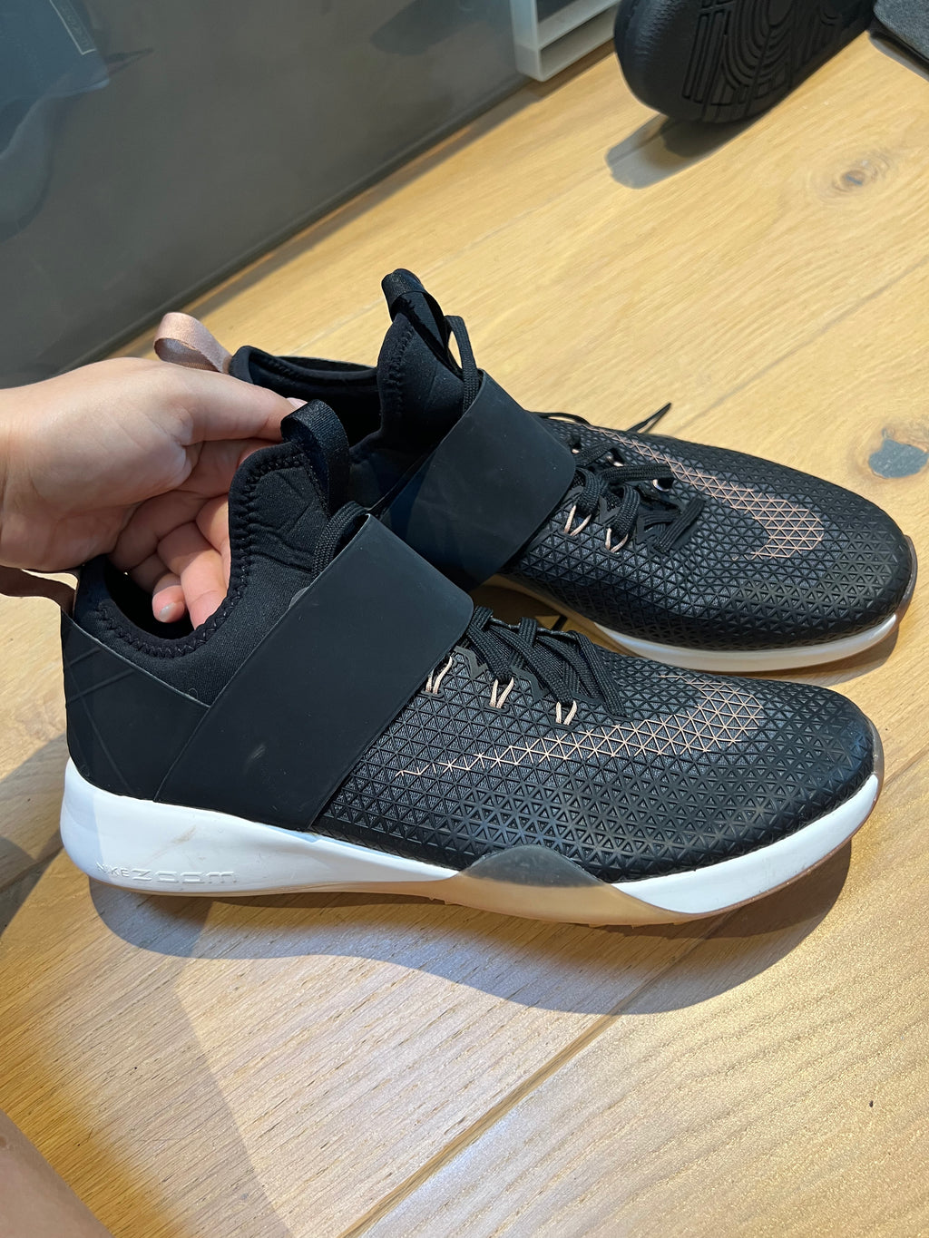 Black/Gold Nike Zoom Trainers