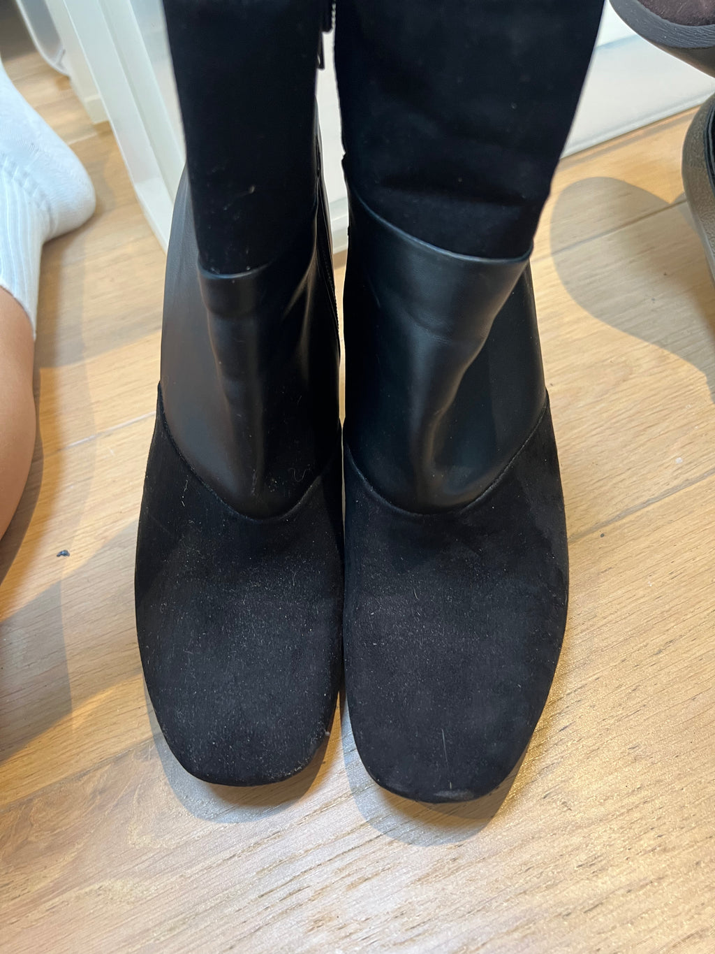Black, Ankle boot heels