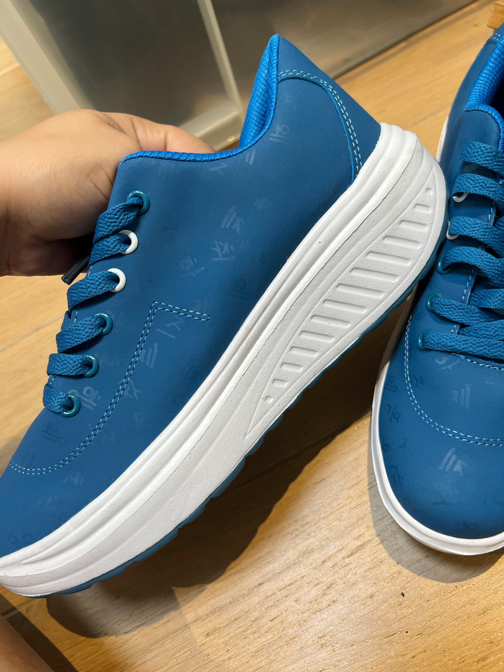 Blue/White Trainers