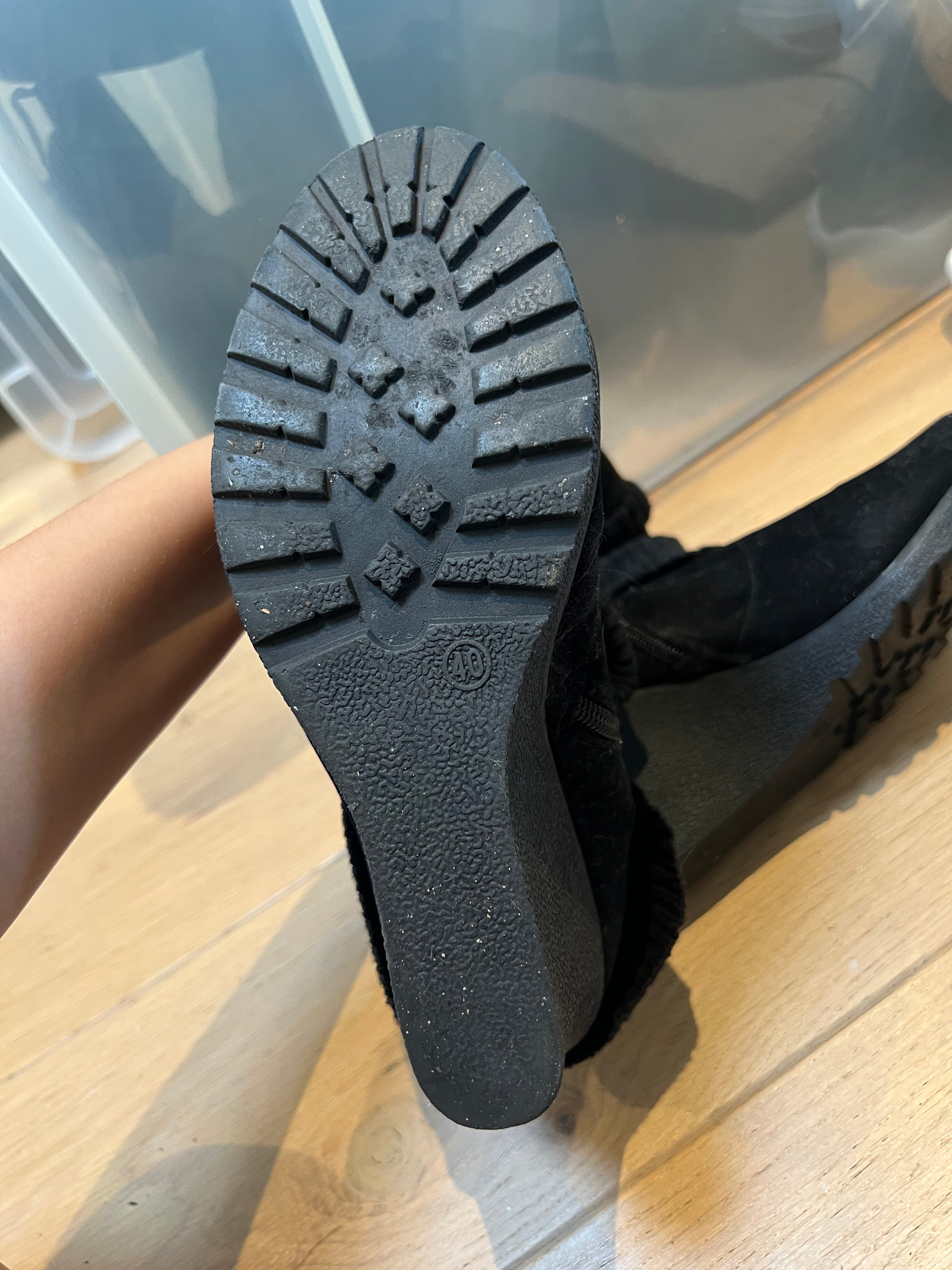 Black wedge boots, zip up, buckle design