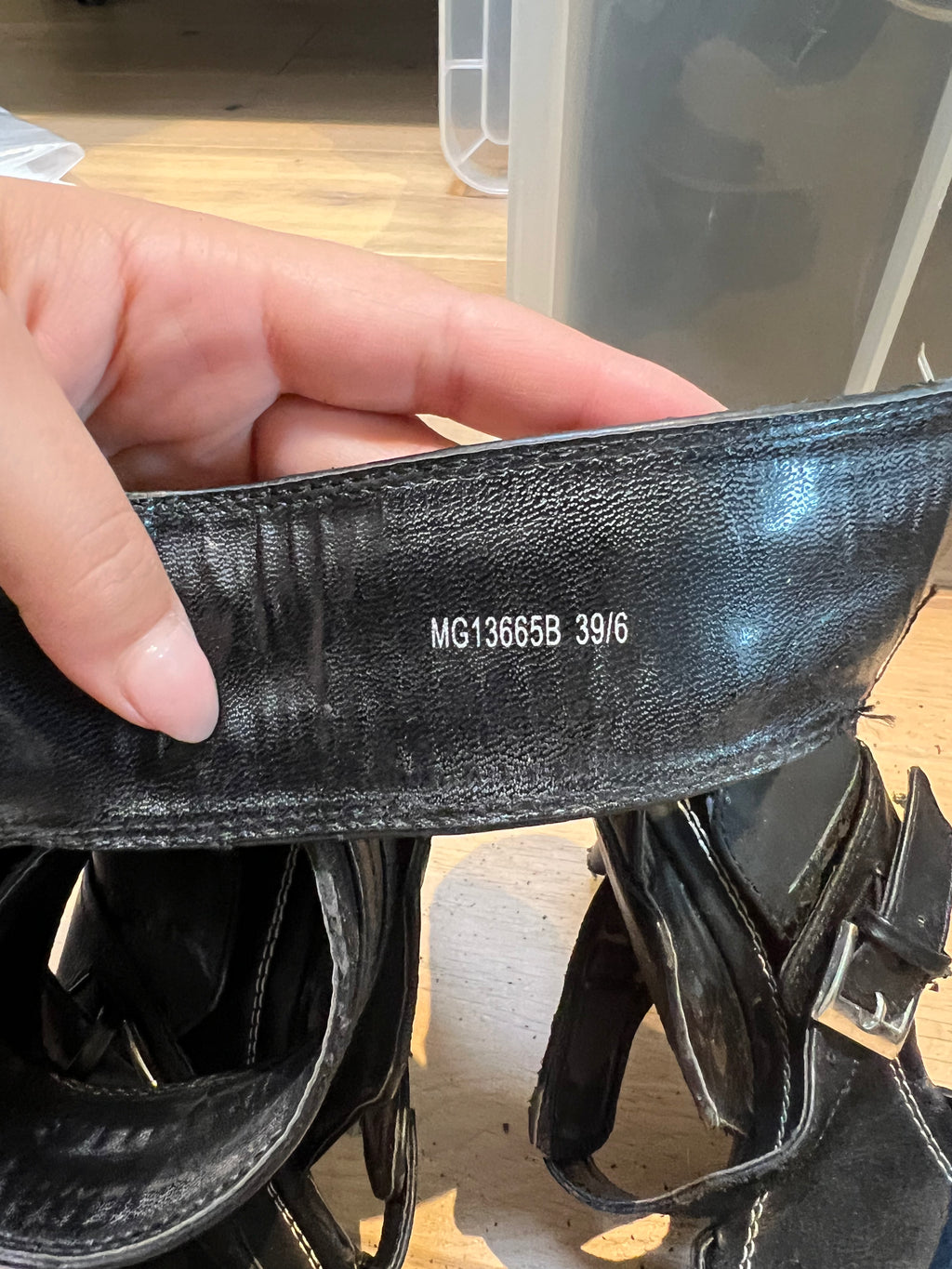 Black heel, buckle strap, open toe