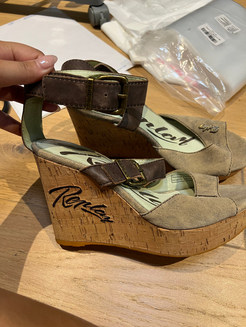 Replay Wedge Heels