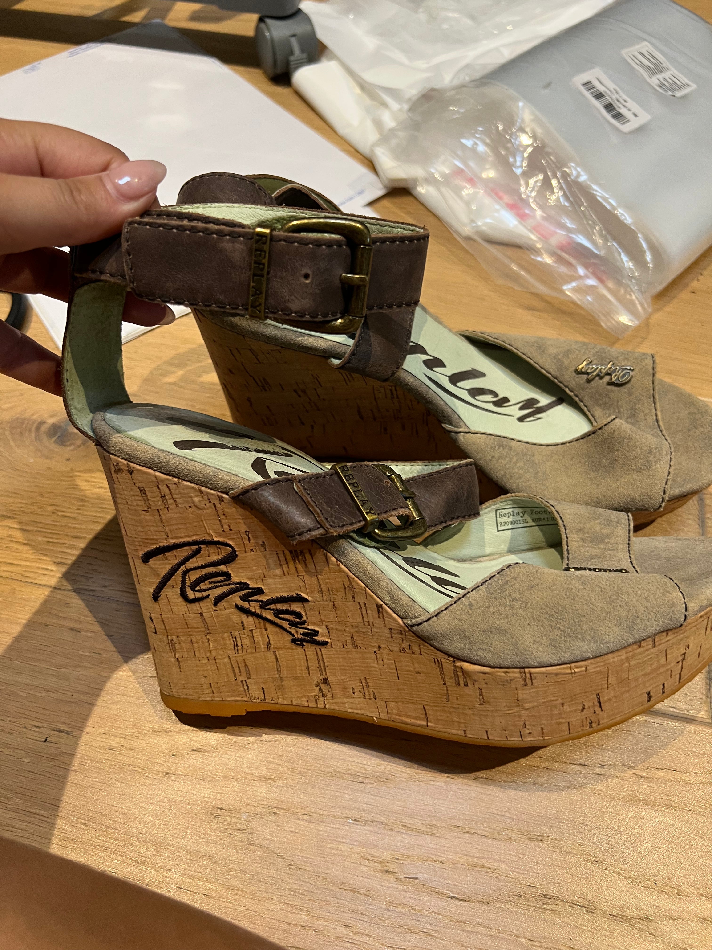 Replay Wedge Heels