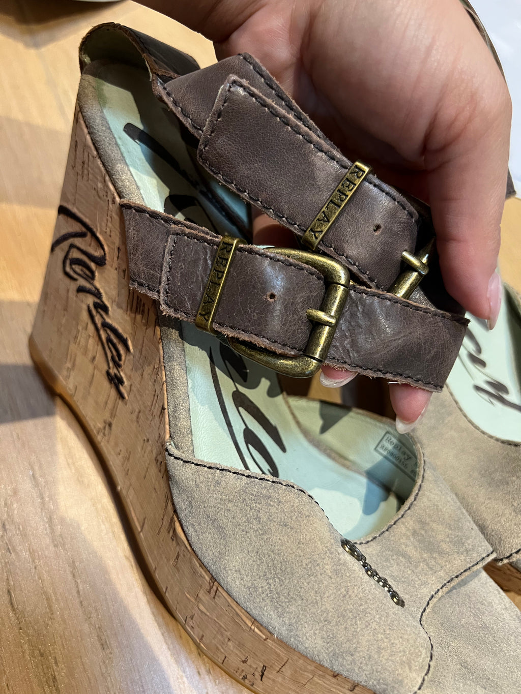 Replay Wedge Heels