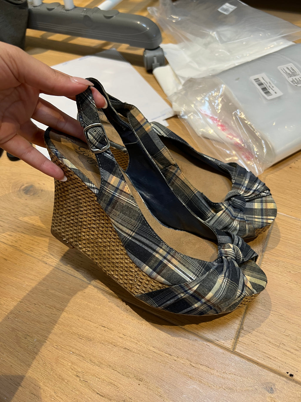 Woven wedge heels / plaid pattern