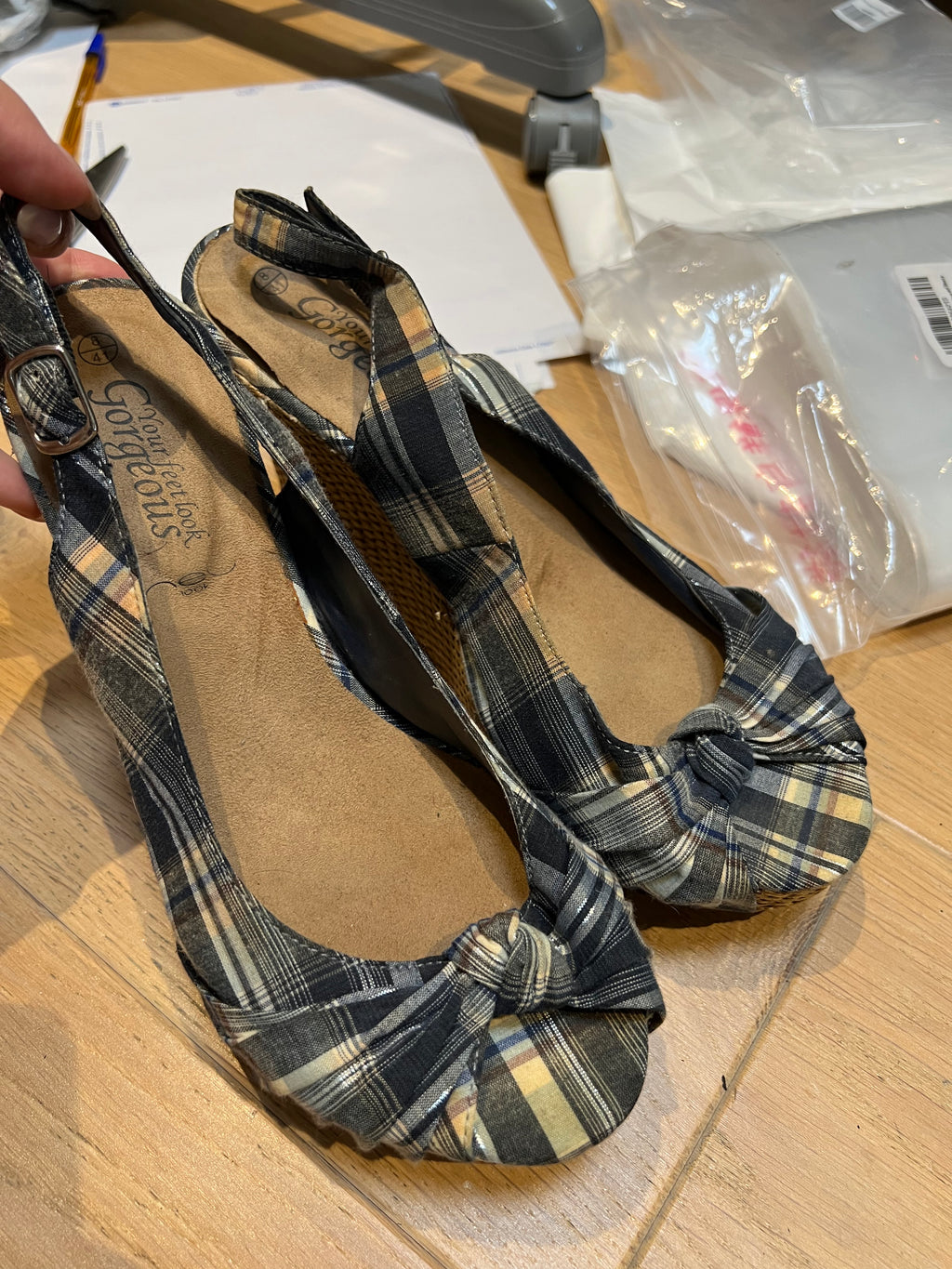 Woven wedge heels / plaid pattern