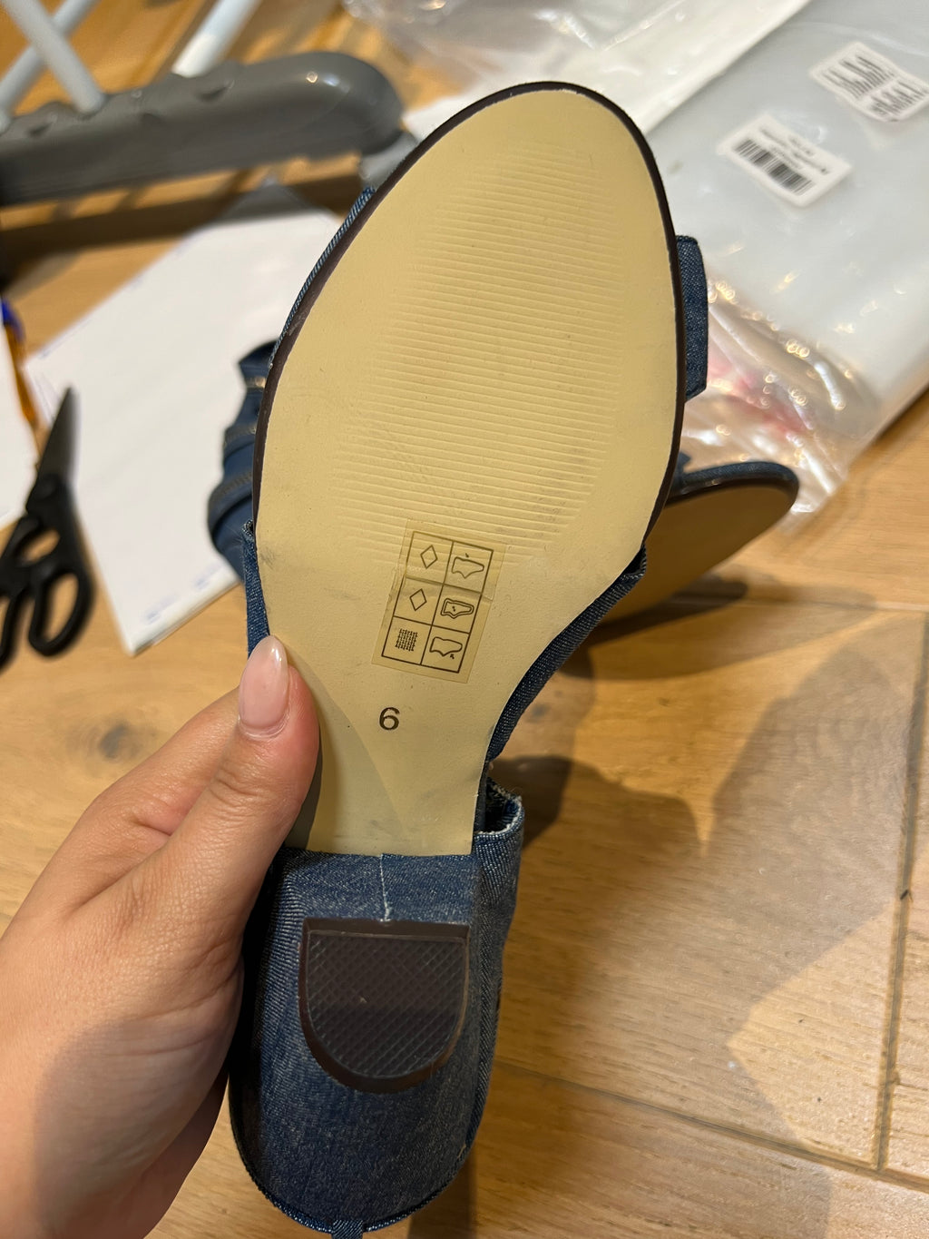 Woven block heels / Open toe
