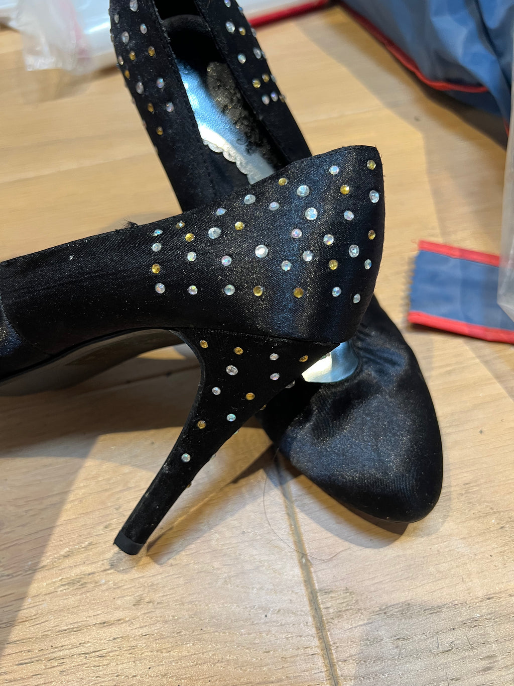 Black, heel, gold + silver diamante