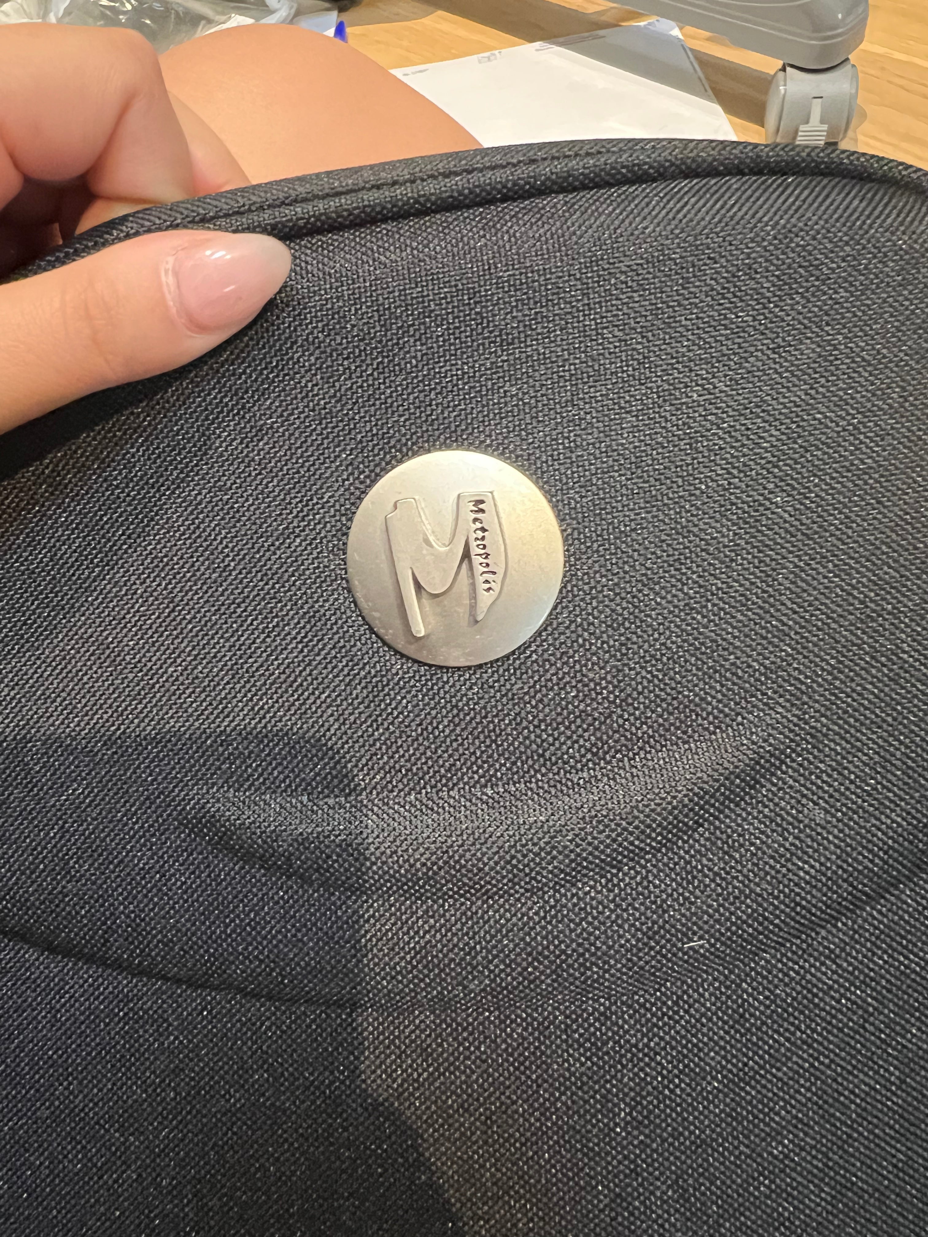 Black hard fabric / shoulder bag