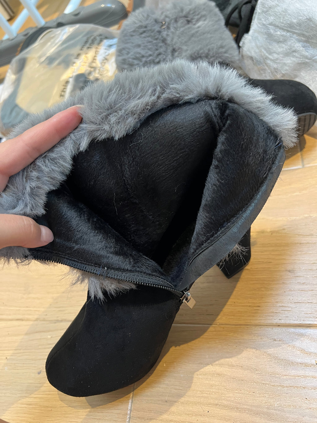 Black Suedette heel boots / Grey faux fur