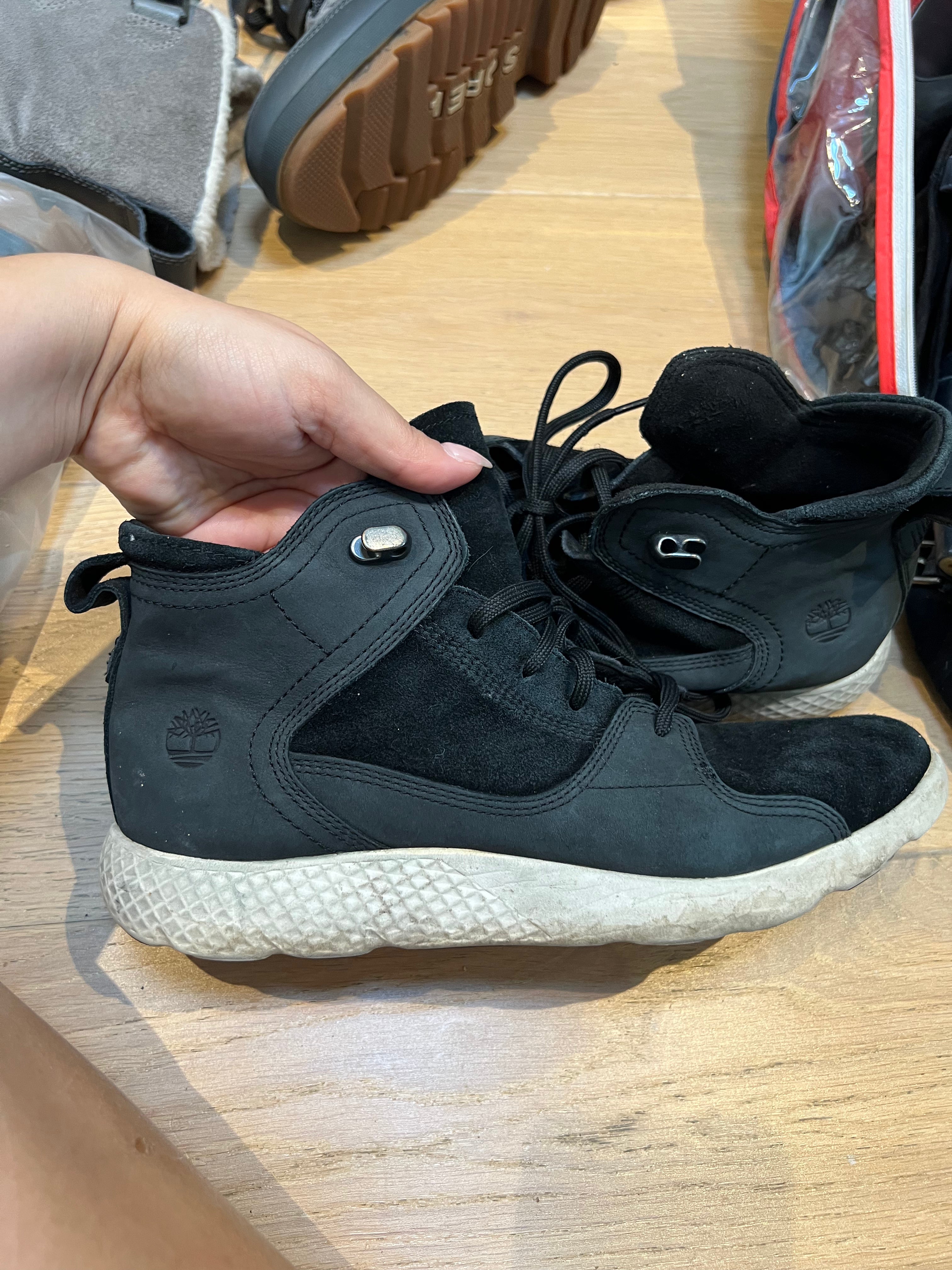 Black Timberland Trainers