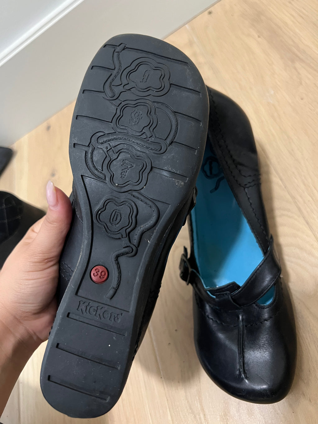 Wedge kickers shoes