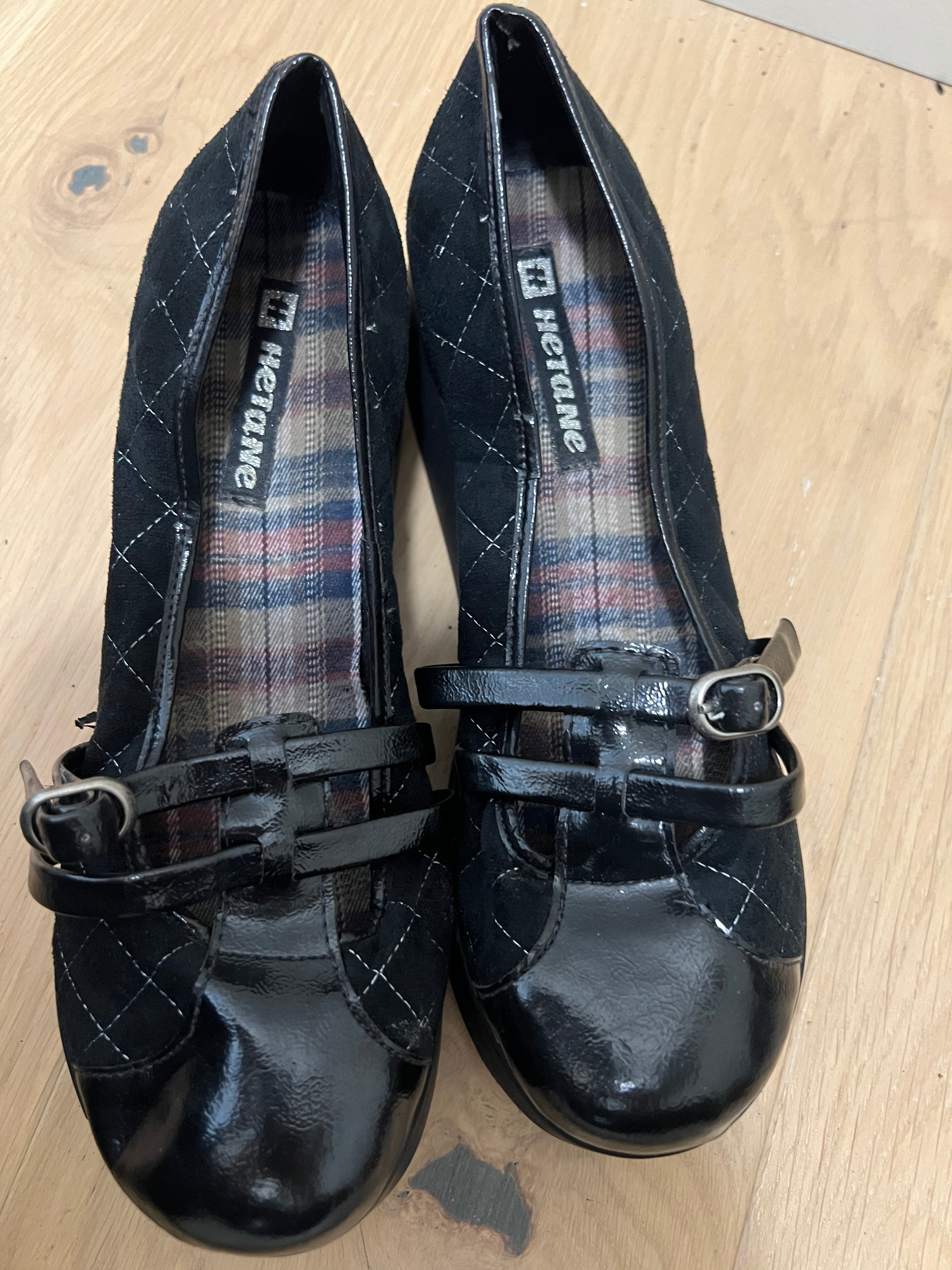 Black platform shoes / Suede with rubber sole + textile lining