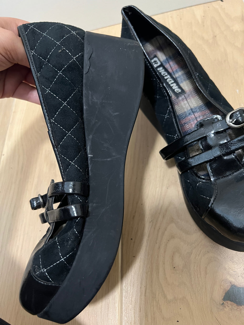 Black platform shoes / Suede with rubber sole + textile lining