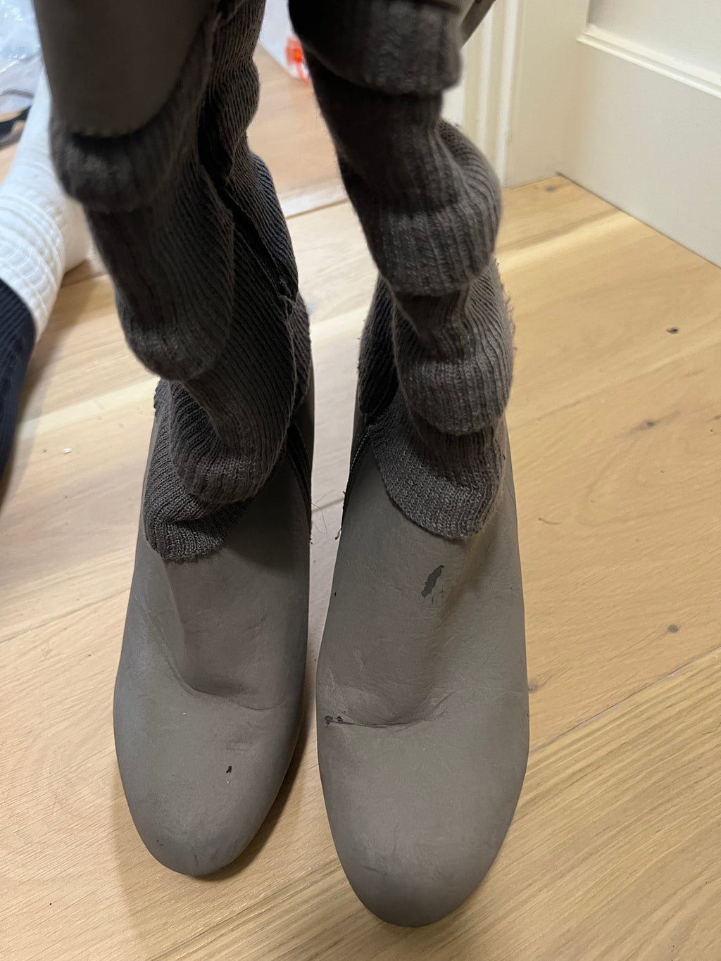 Grey boot heel boots / Wooden effect heel