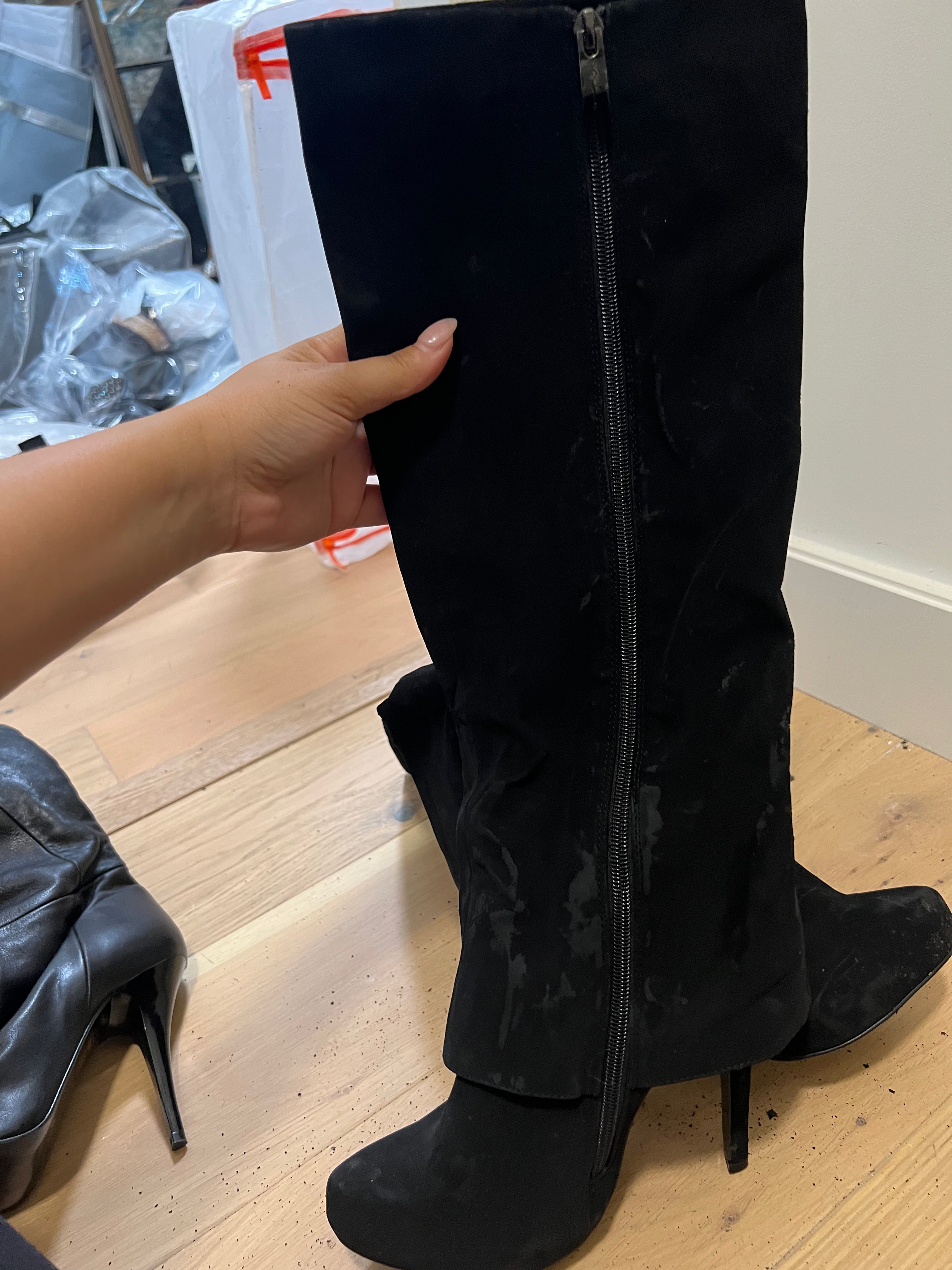 Knee high heel boots / Suedette