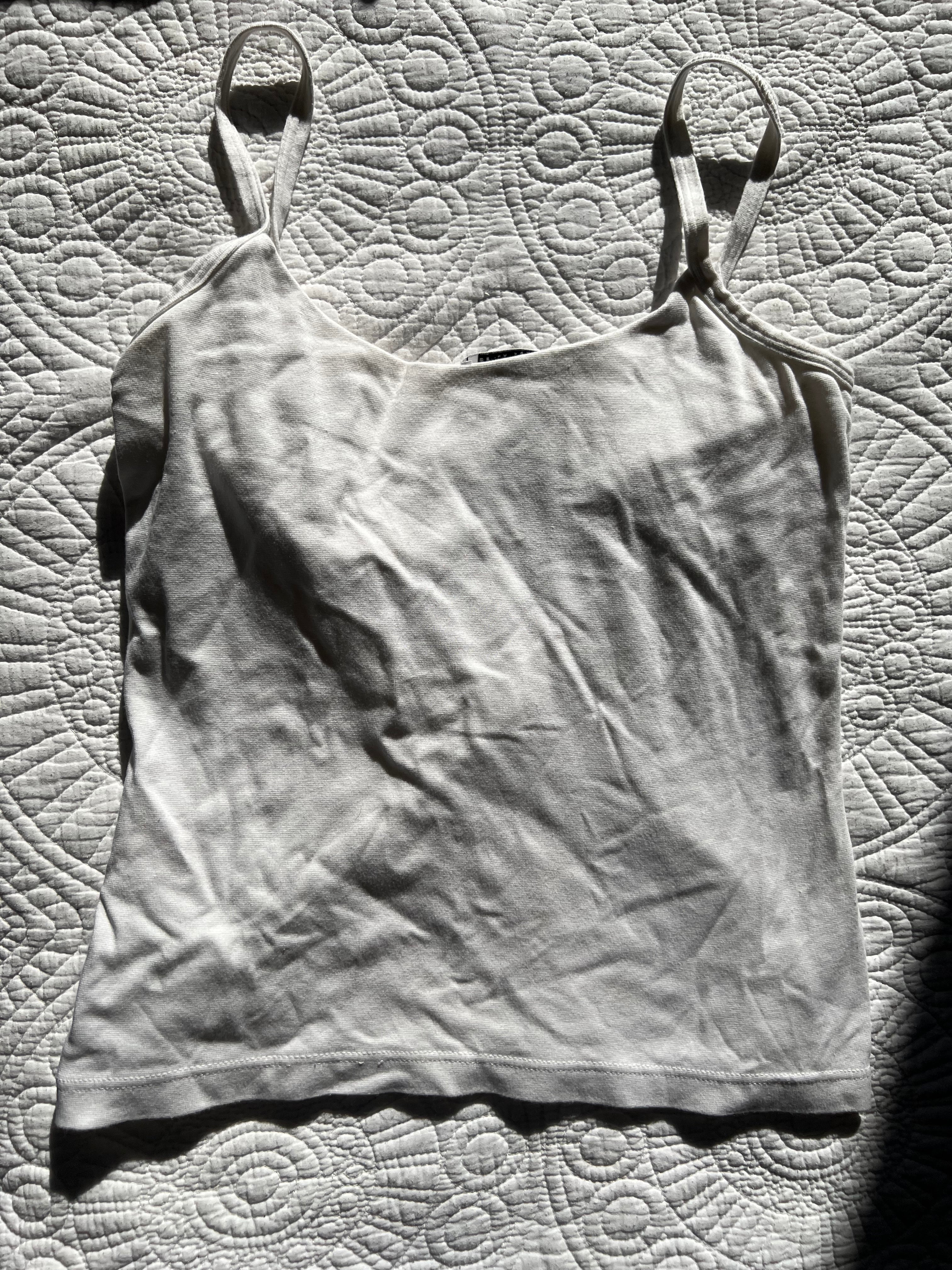 White tank top / Spaghetti strap