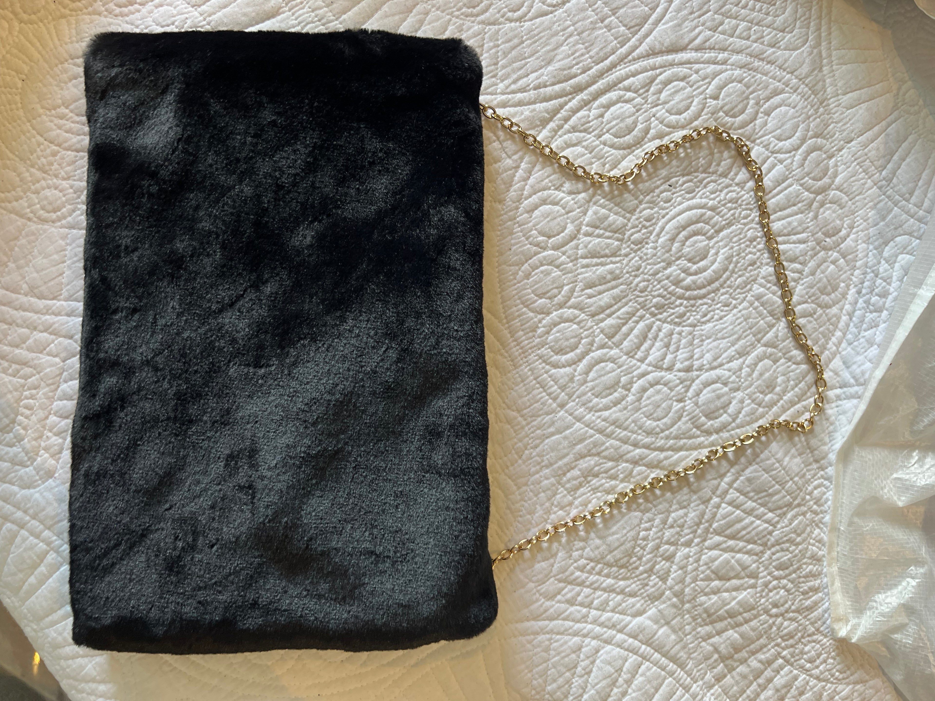 Missguided fluffy style bag