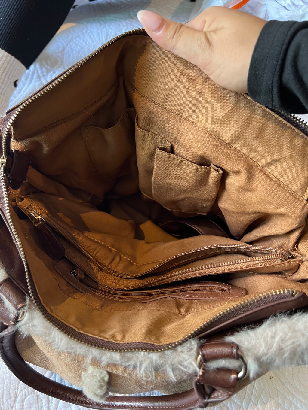Brown handbag / leather style material