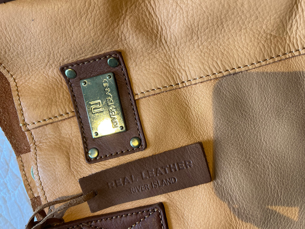 Orange leather bag (REAL LEATHER)