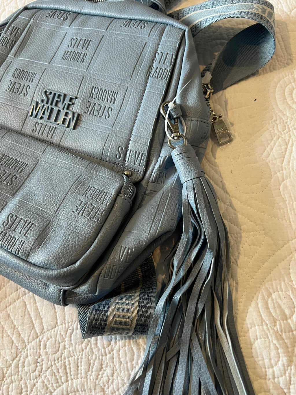 Steve Madden Med blue back pack