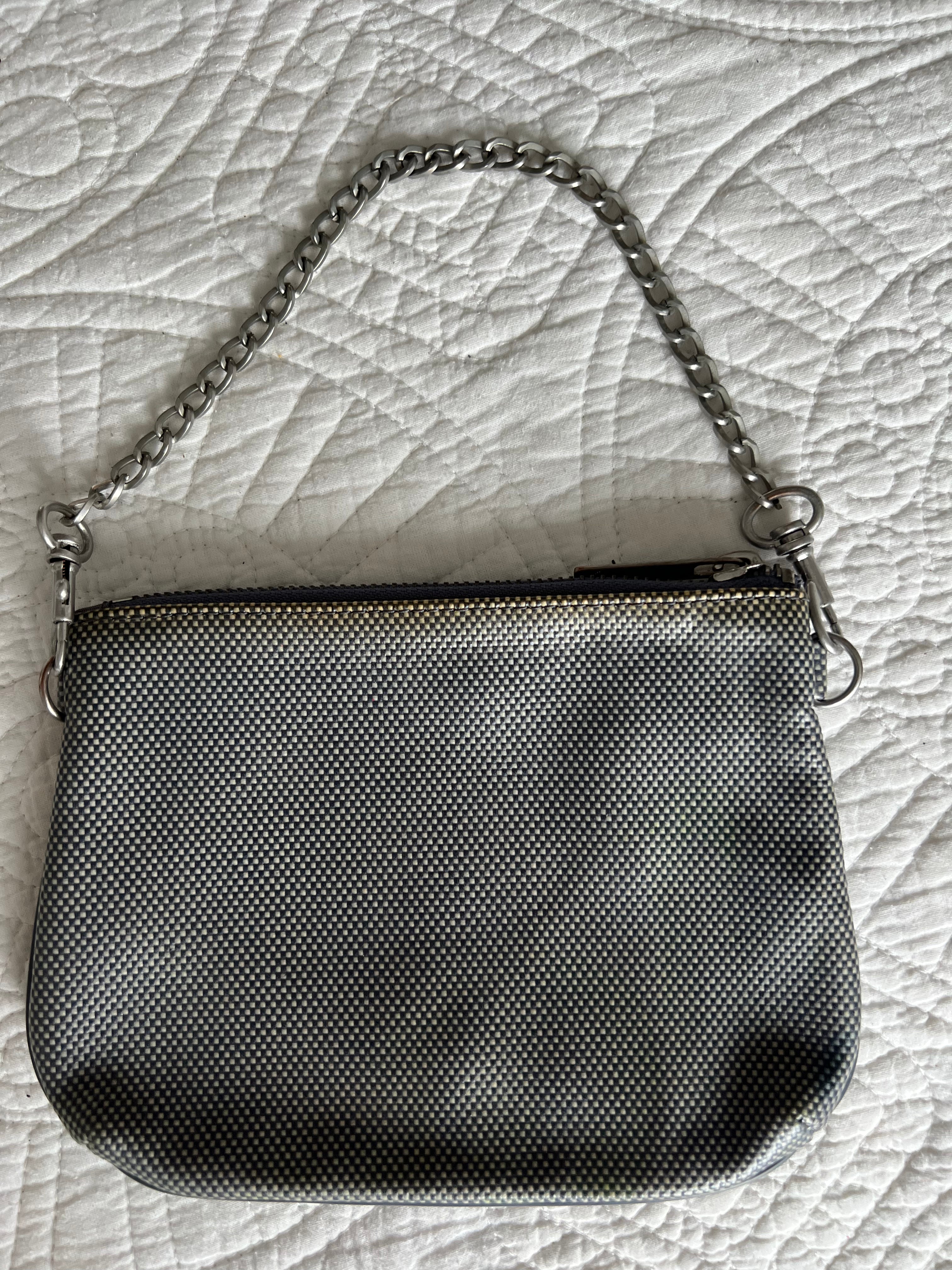 Grey / silver zip up purse