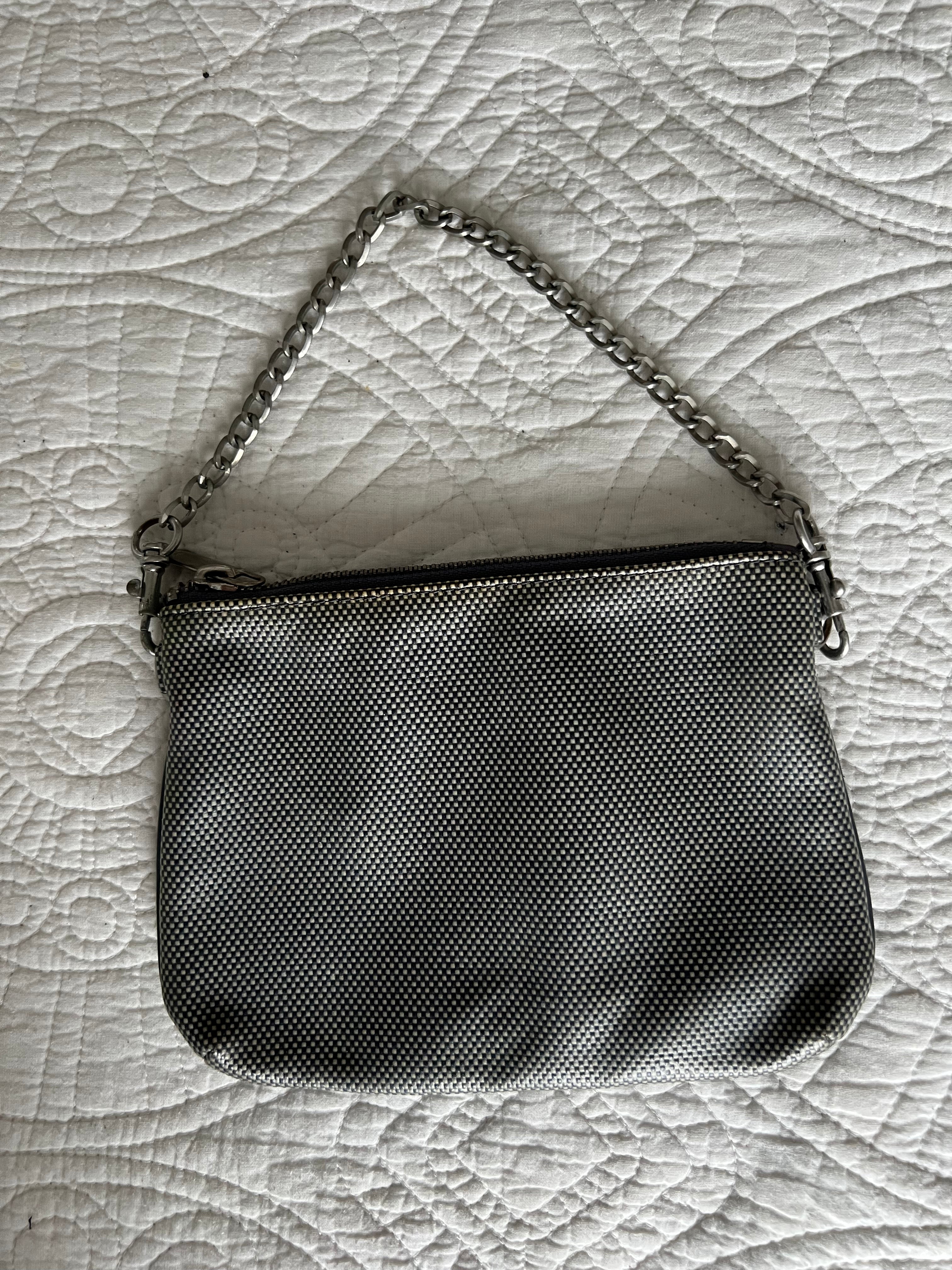 Grey / silver zip up purse