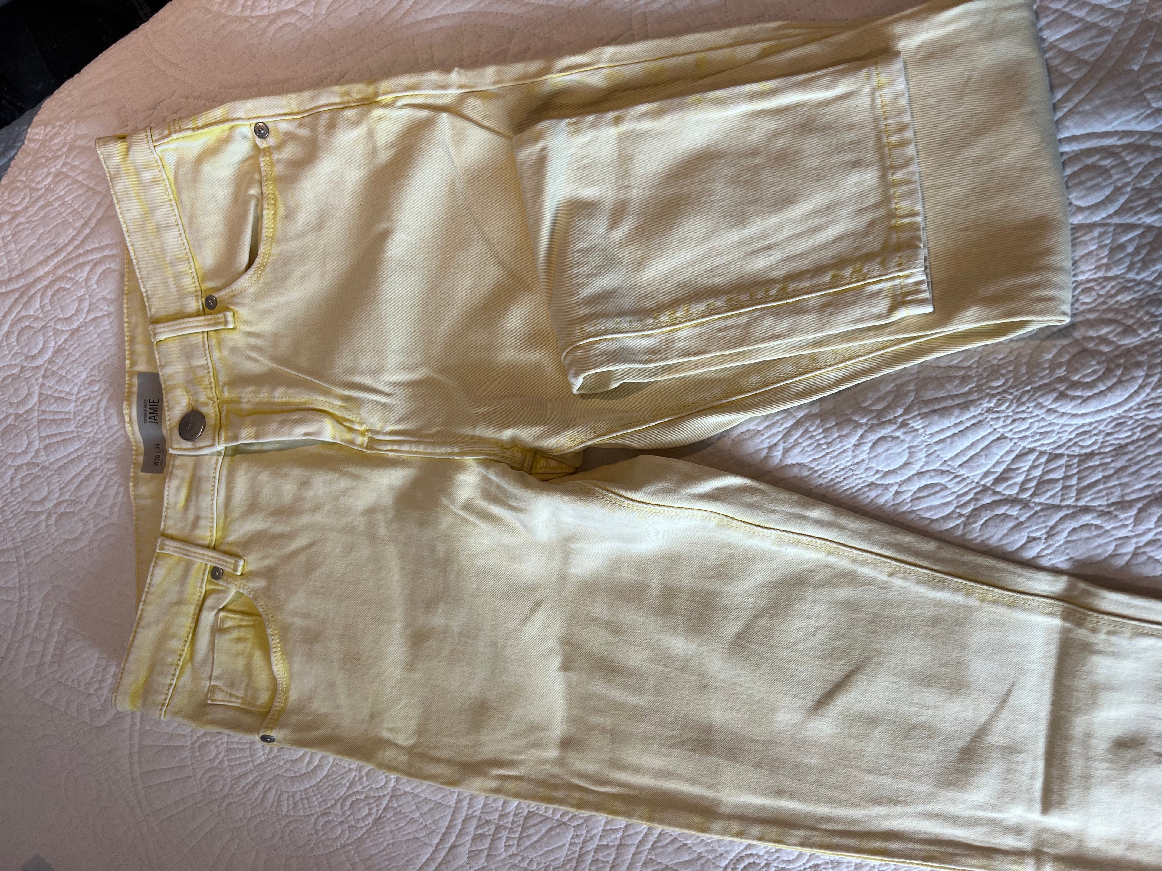 Pale yellow skinny jeans / good condition / Mid rise
