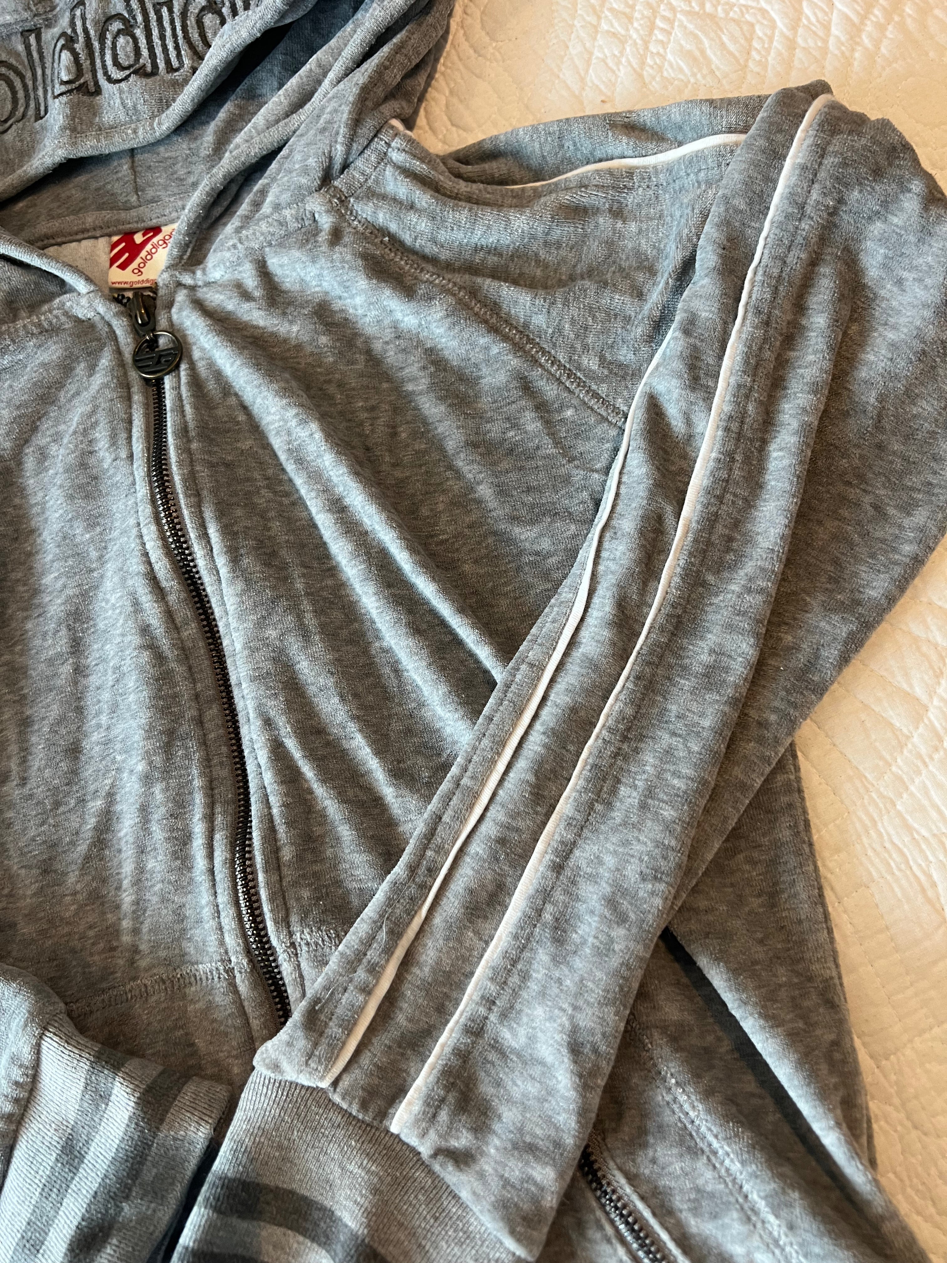 golddigga grey zip hoodie / Velvet effect