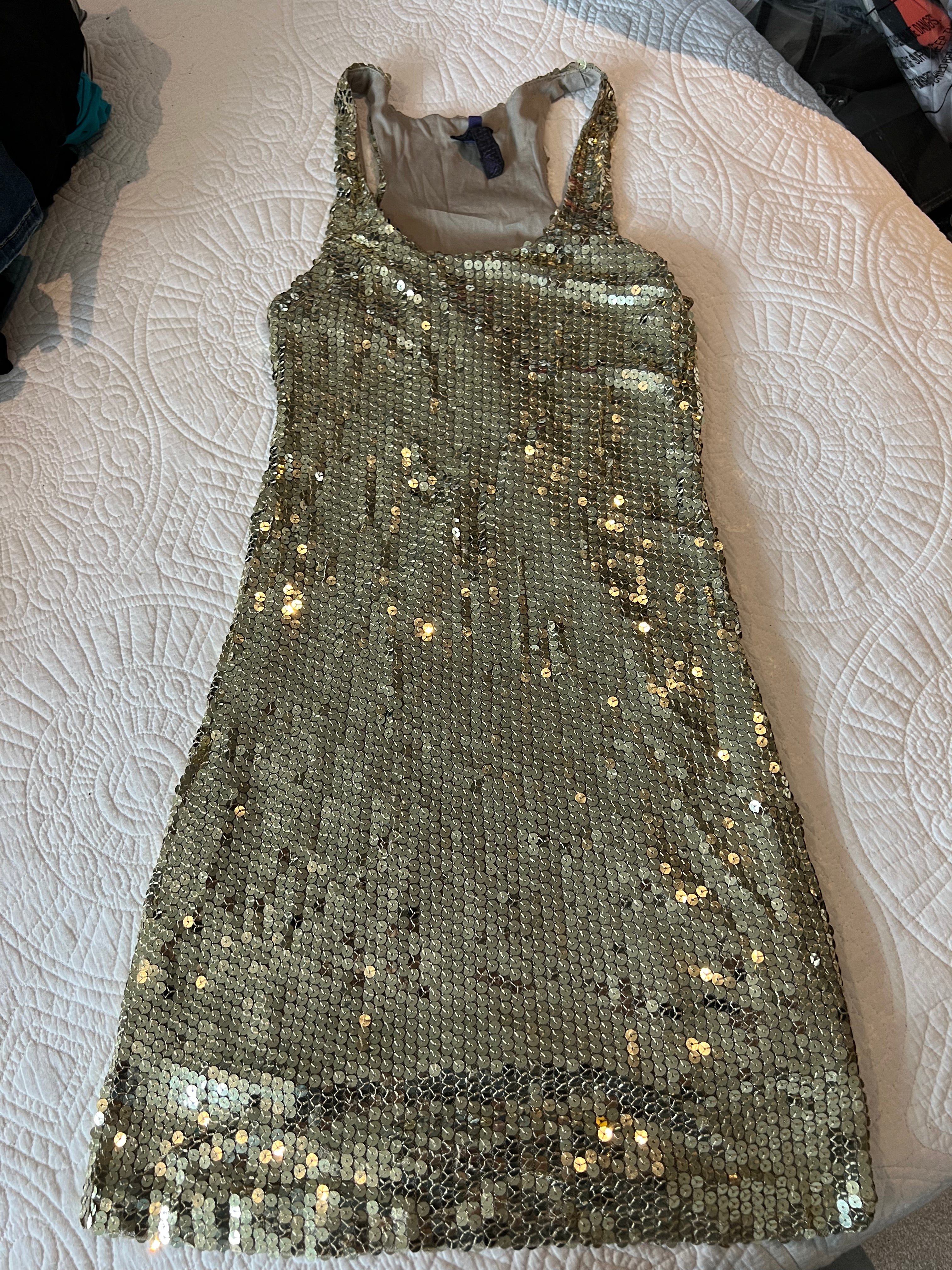 Gold sequin sleeveless dress / Midi length