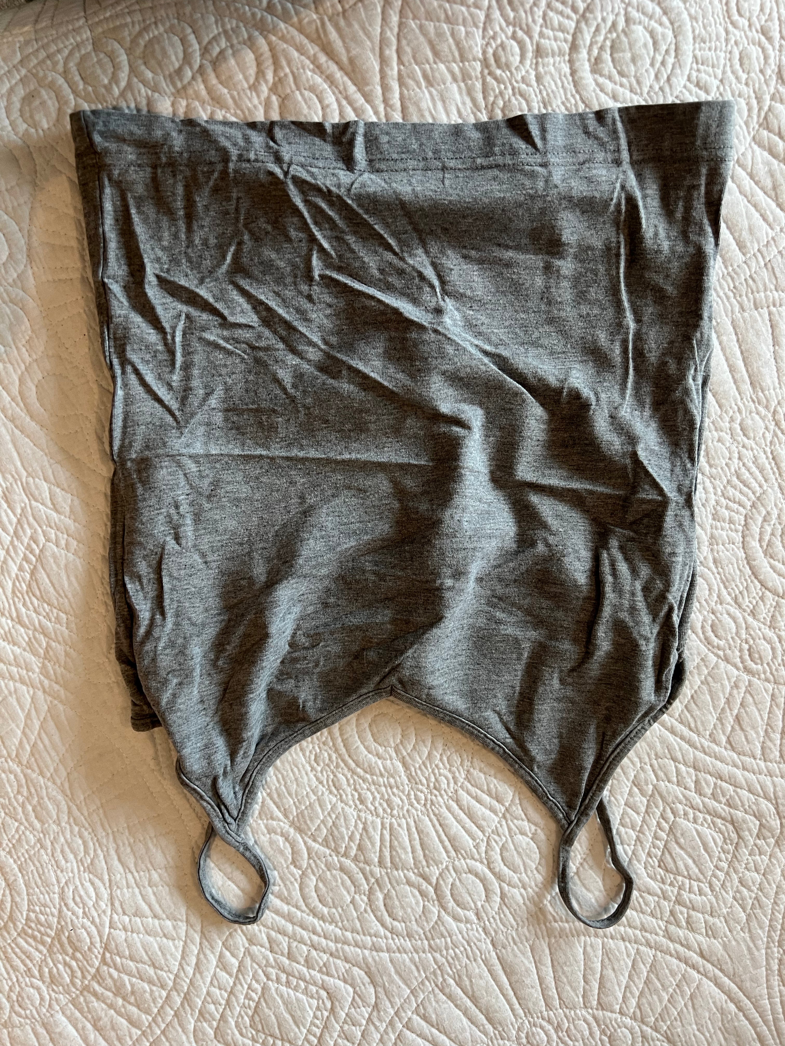 Grey spagetti strap crop top