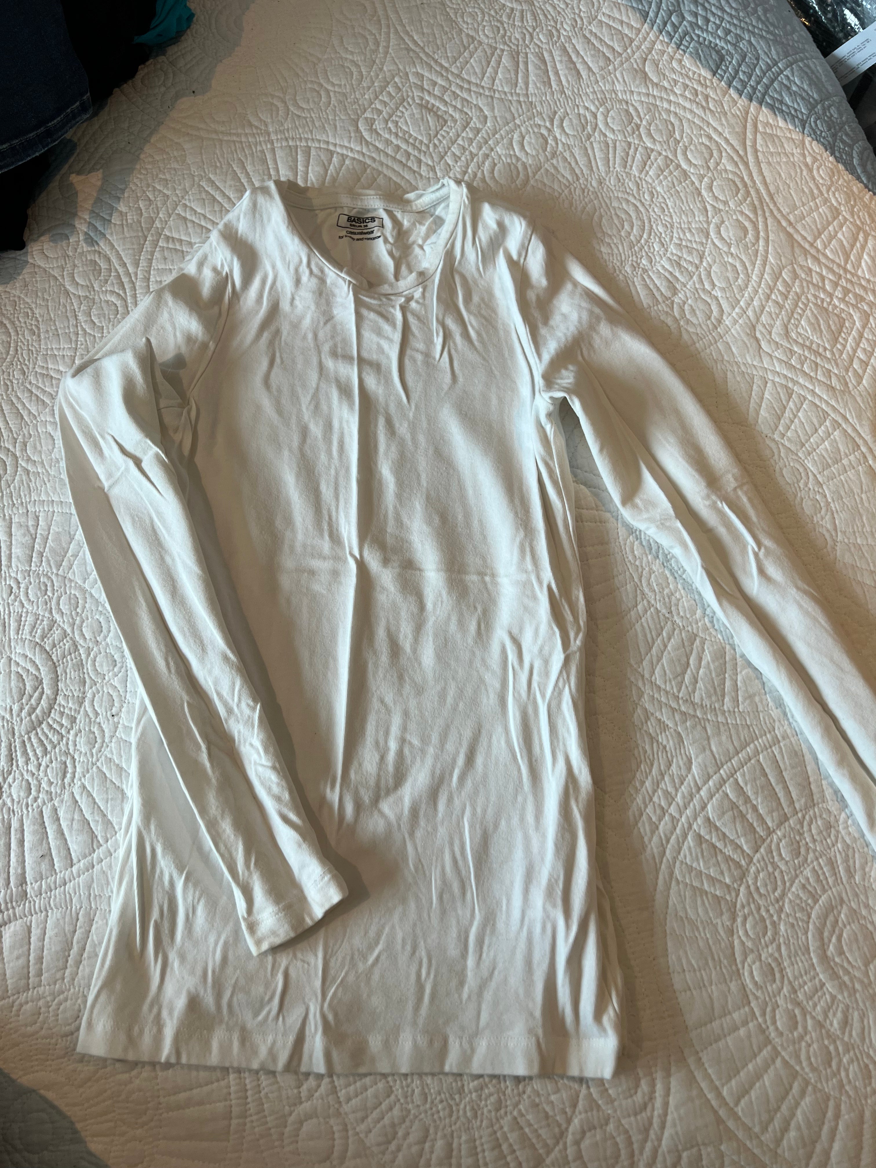 Long sleeve white top