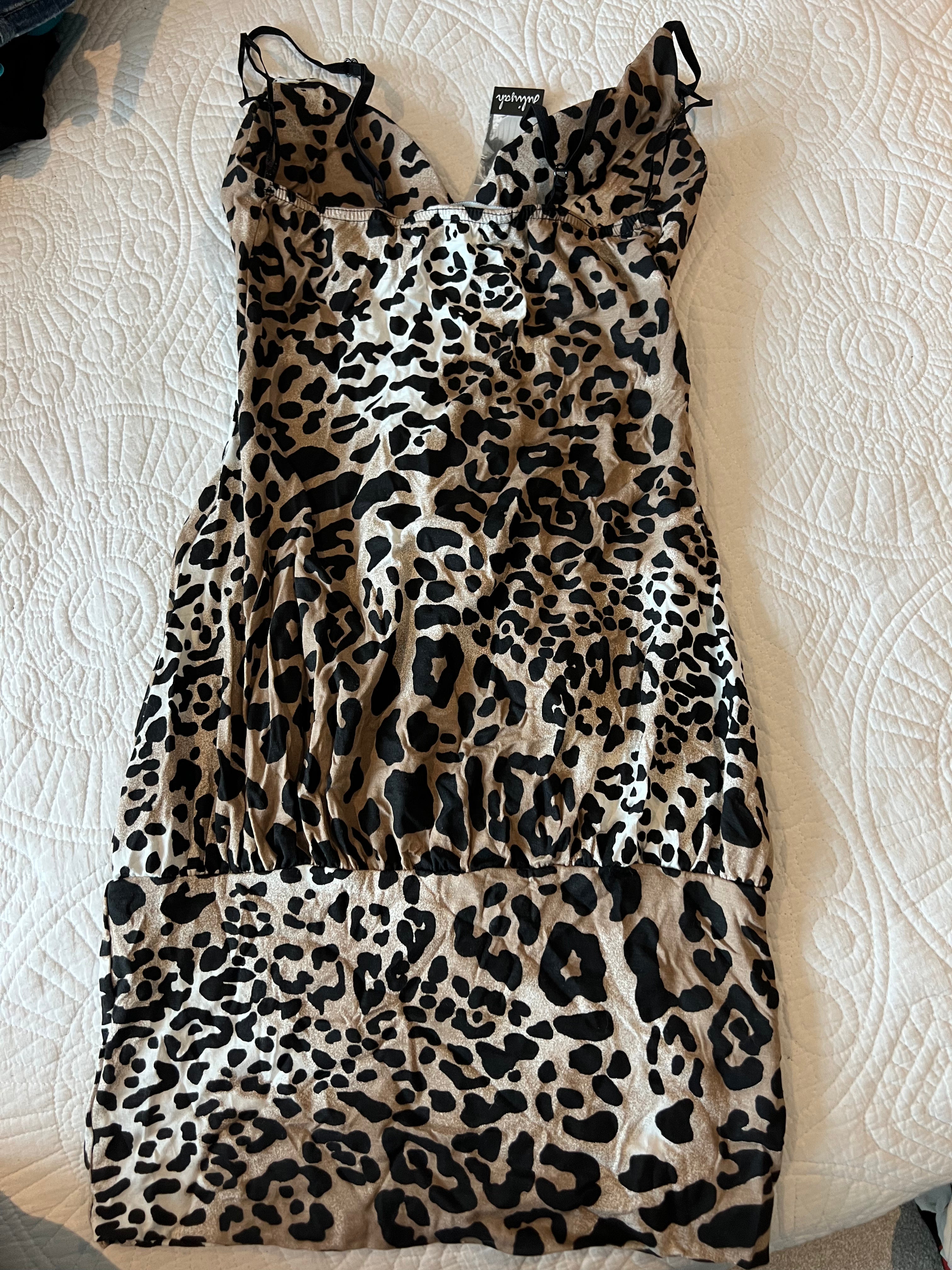 Leapord print dress / Padded bra