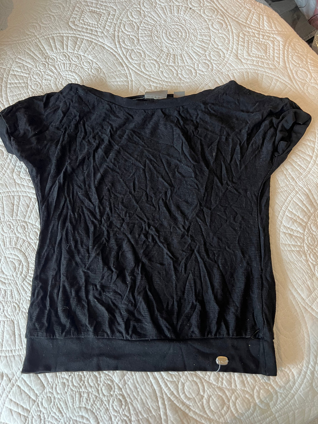 Ted Baker top / Cut out feature on back