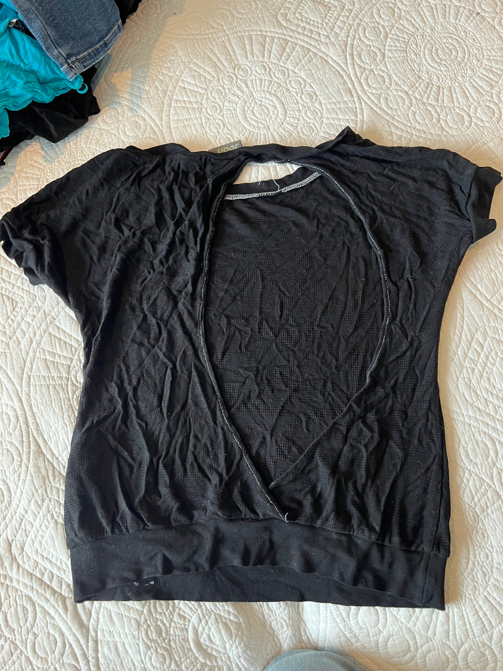 Ted Baker top / Cut out feature on back