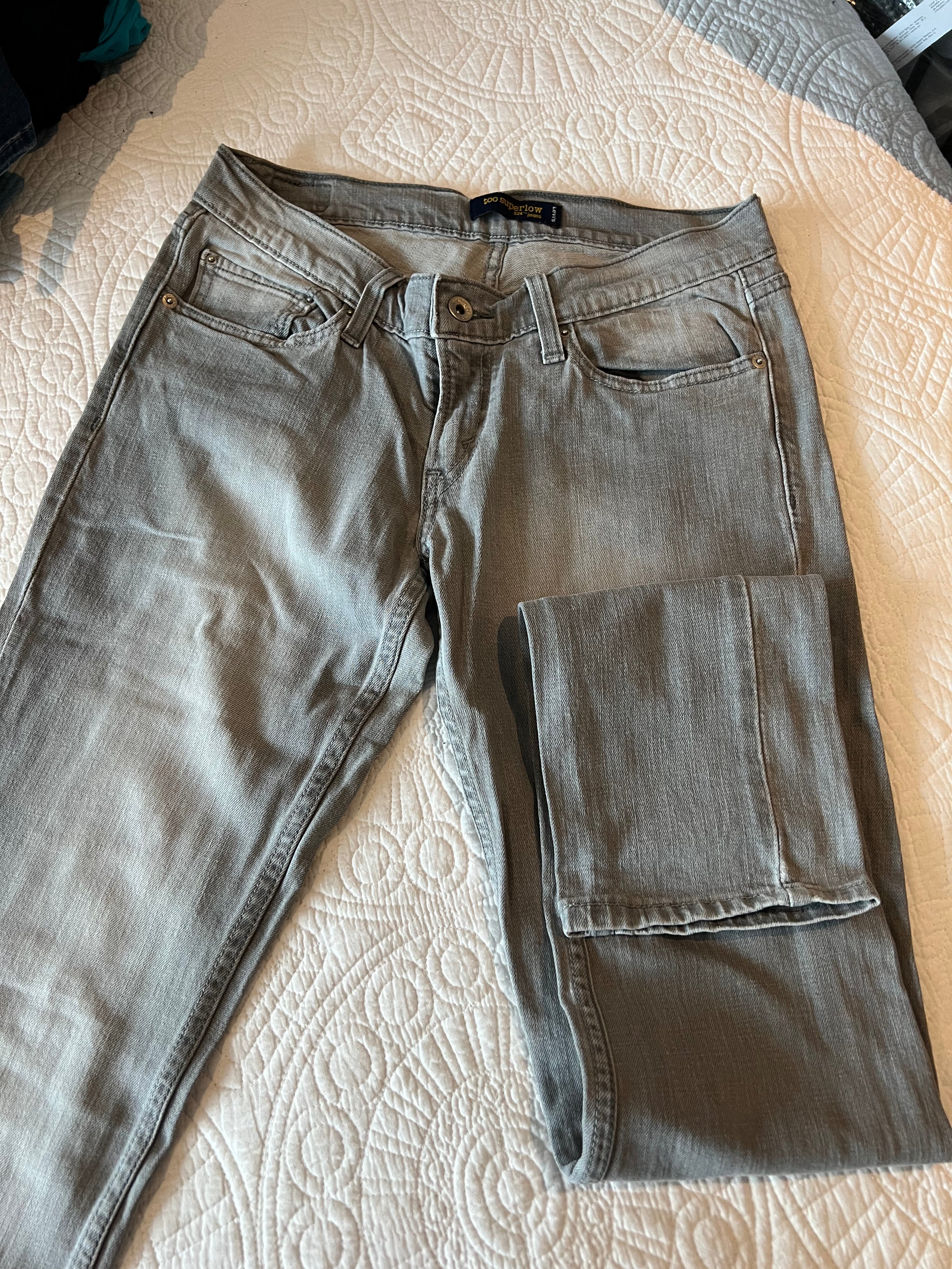 Grey Levi low rise Jeans / Straight leg / Tall