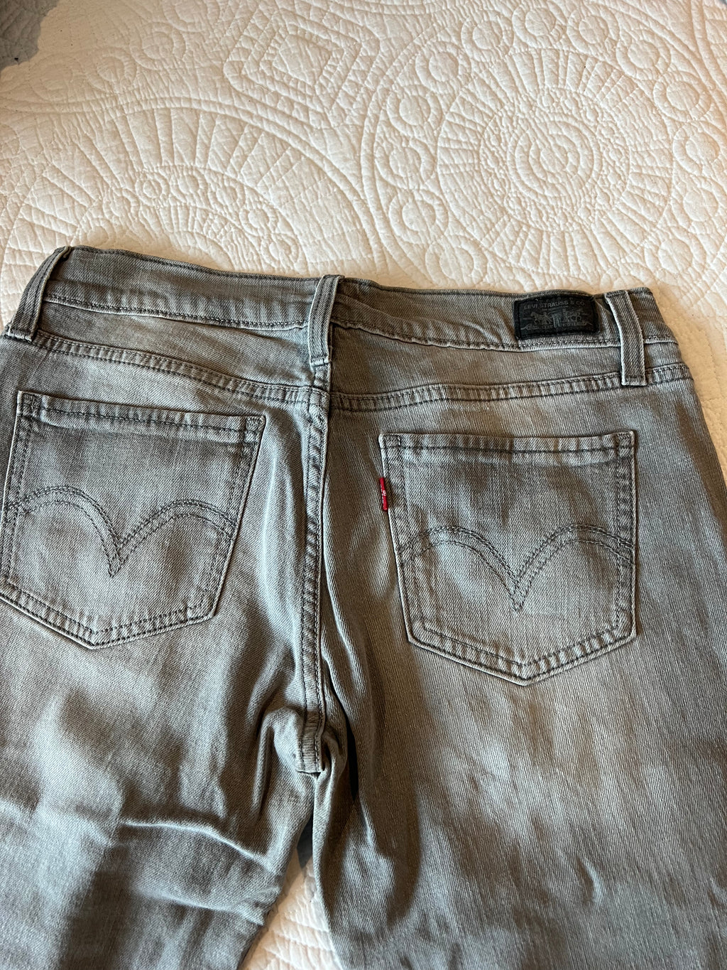 Grey Levi low rise Jeans / Straight leg / Tall