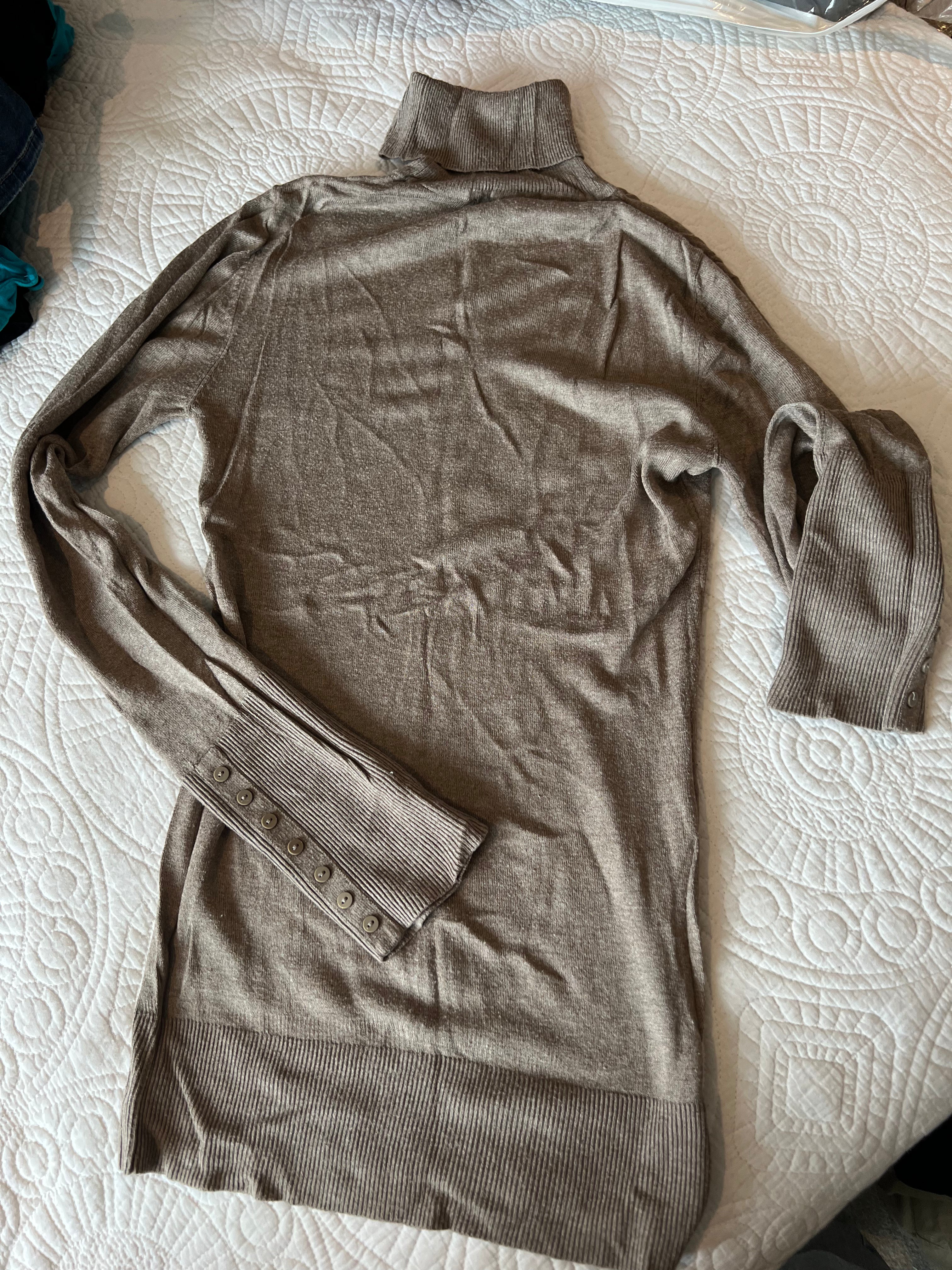 Long beige turtle neck top