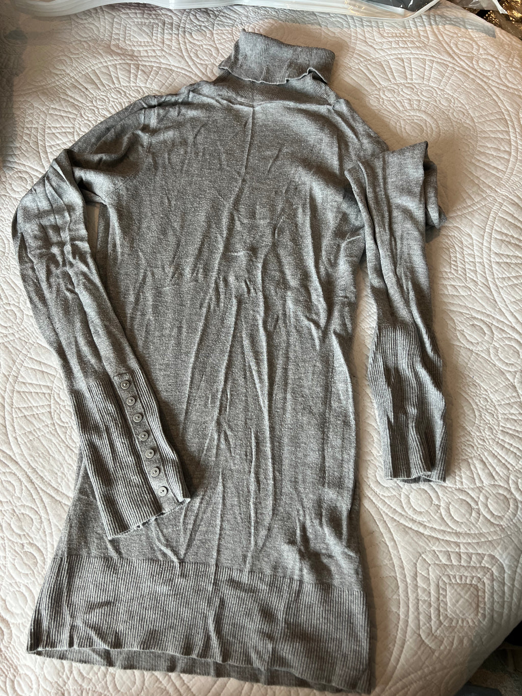 Grey long sleeve turtle neck top