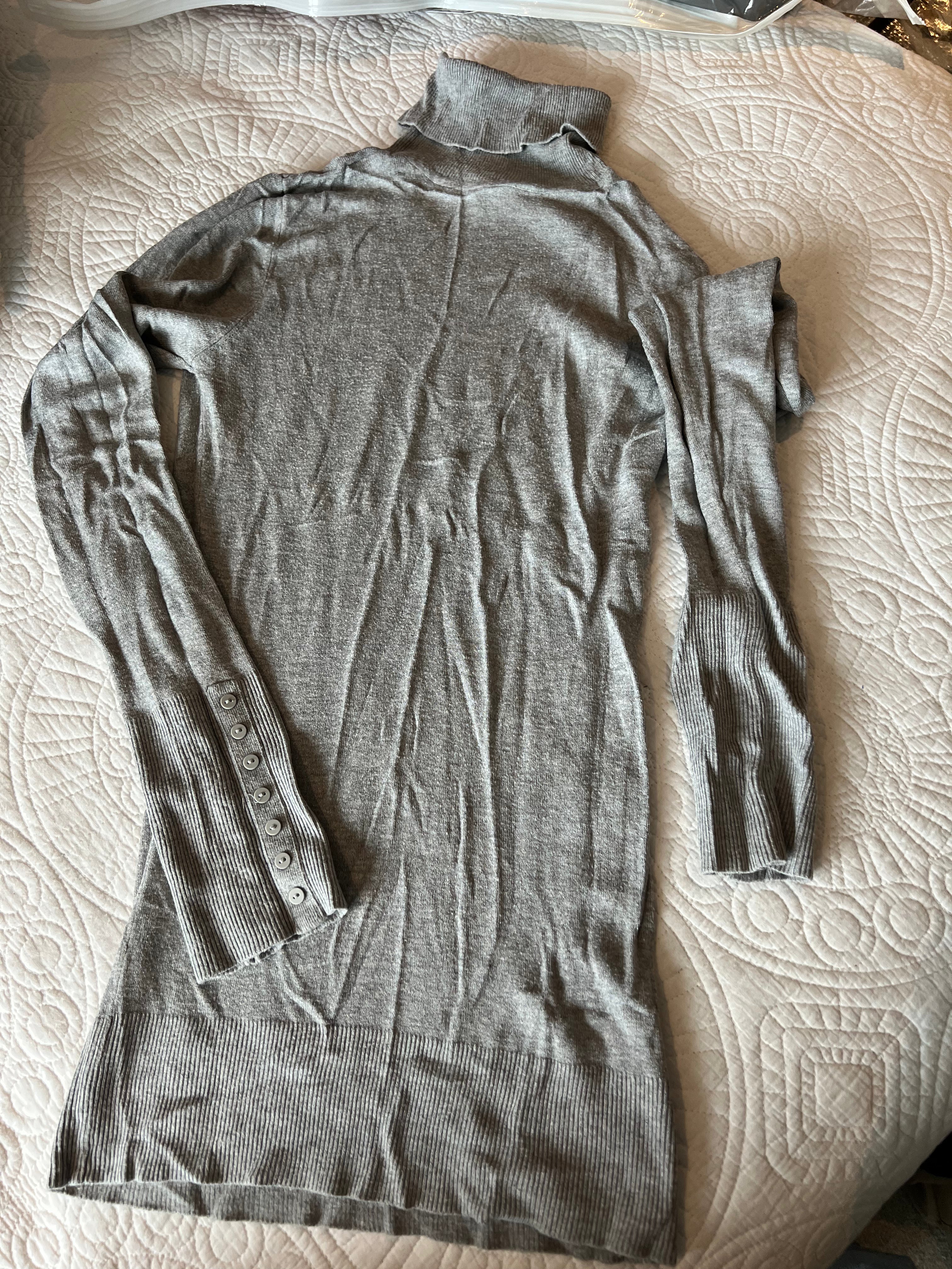 Grey long sleeve turtle neck top