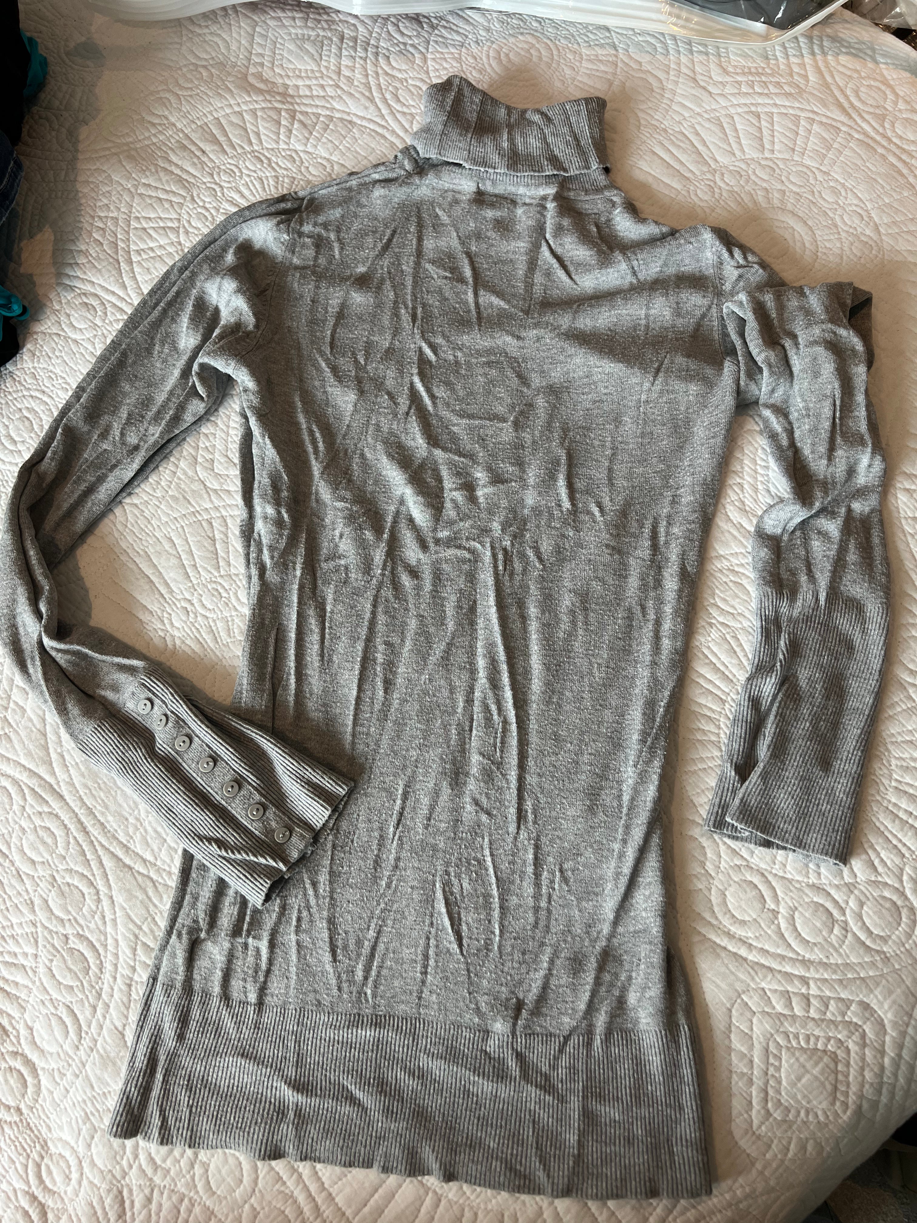 Grey long sleeve turtle neck top