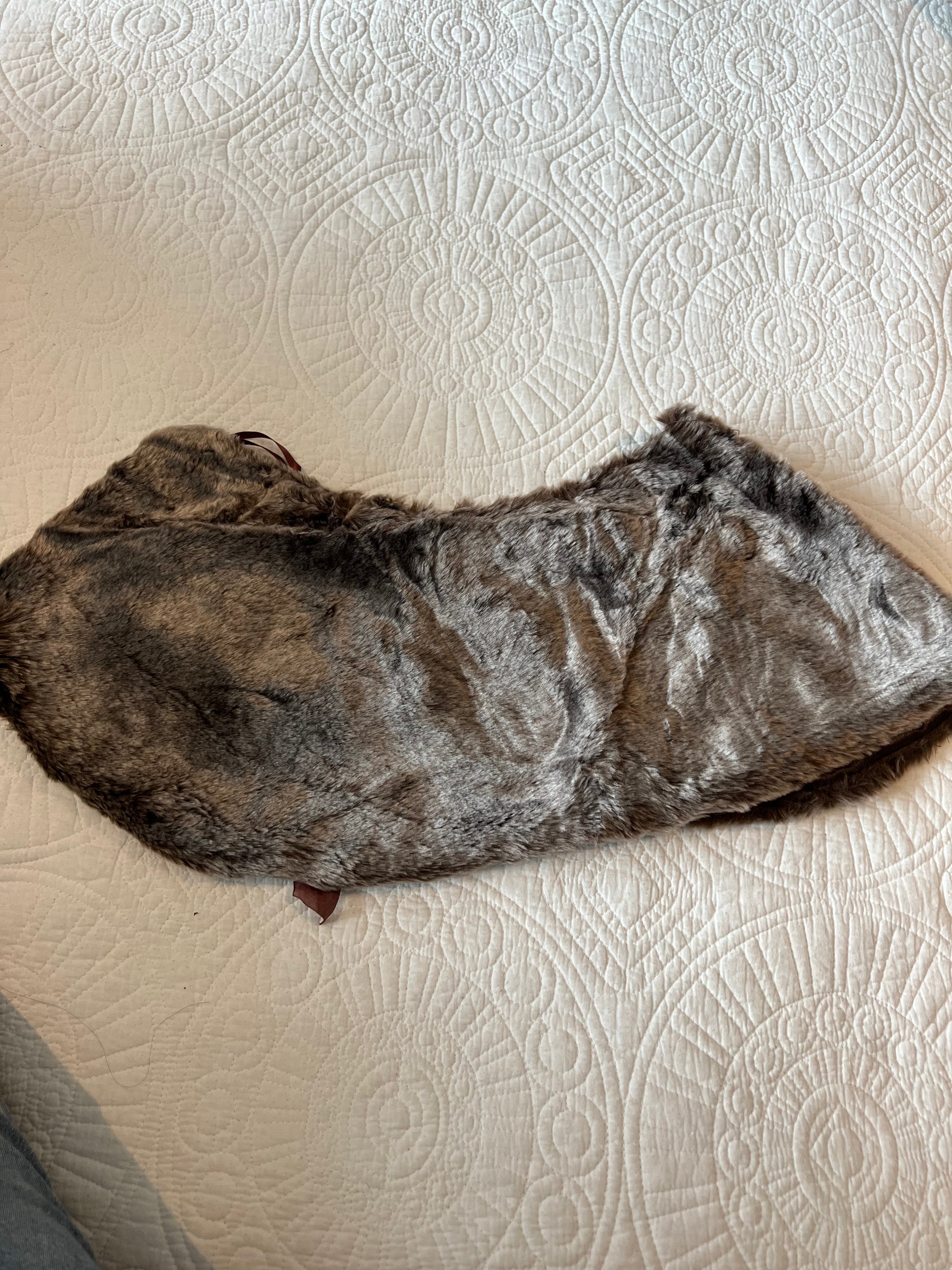 Over shoulder brown fur accessory