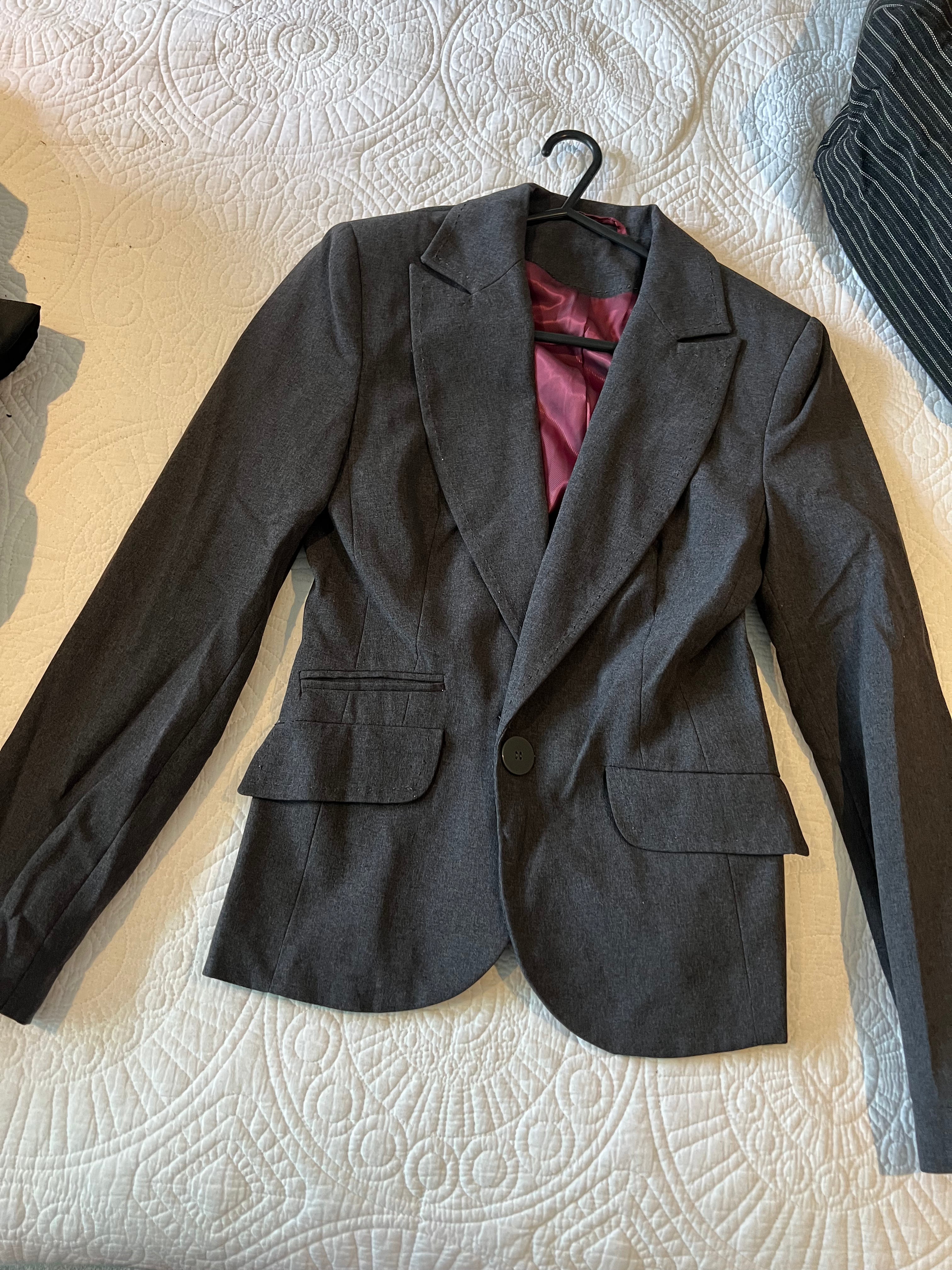 Grey fitted blazer