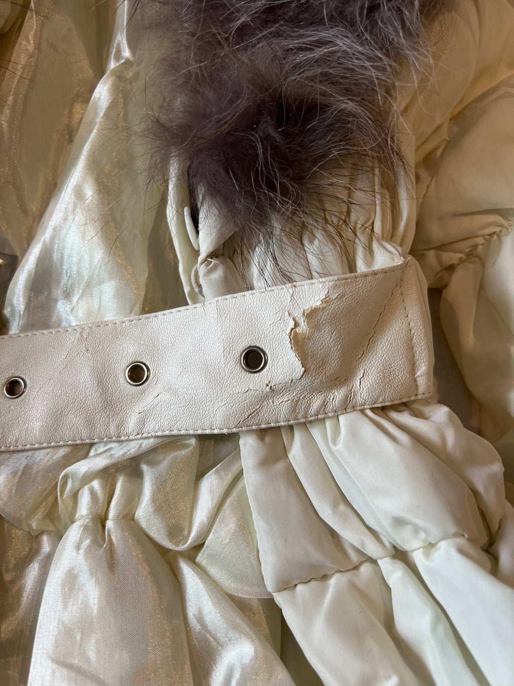 Cream coat with detachable faux fur